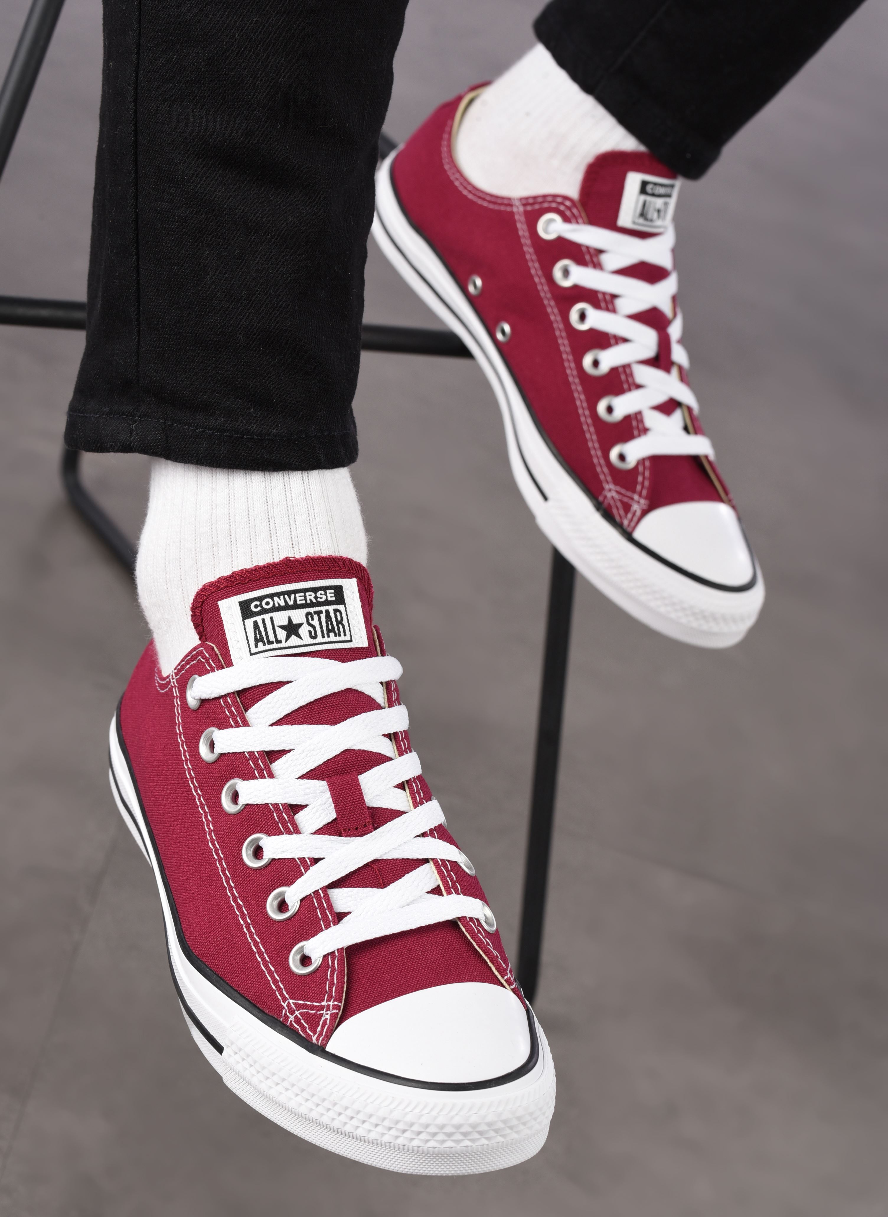 Baskets Chuck Taylor All Star Ox M homme bordeaux Converse Baskets Chuck Taylor All Star Ox M homme bordeaux BORDEAUX
