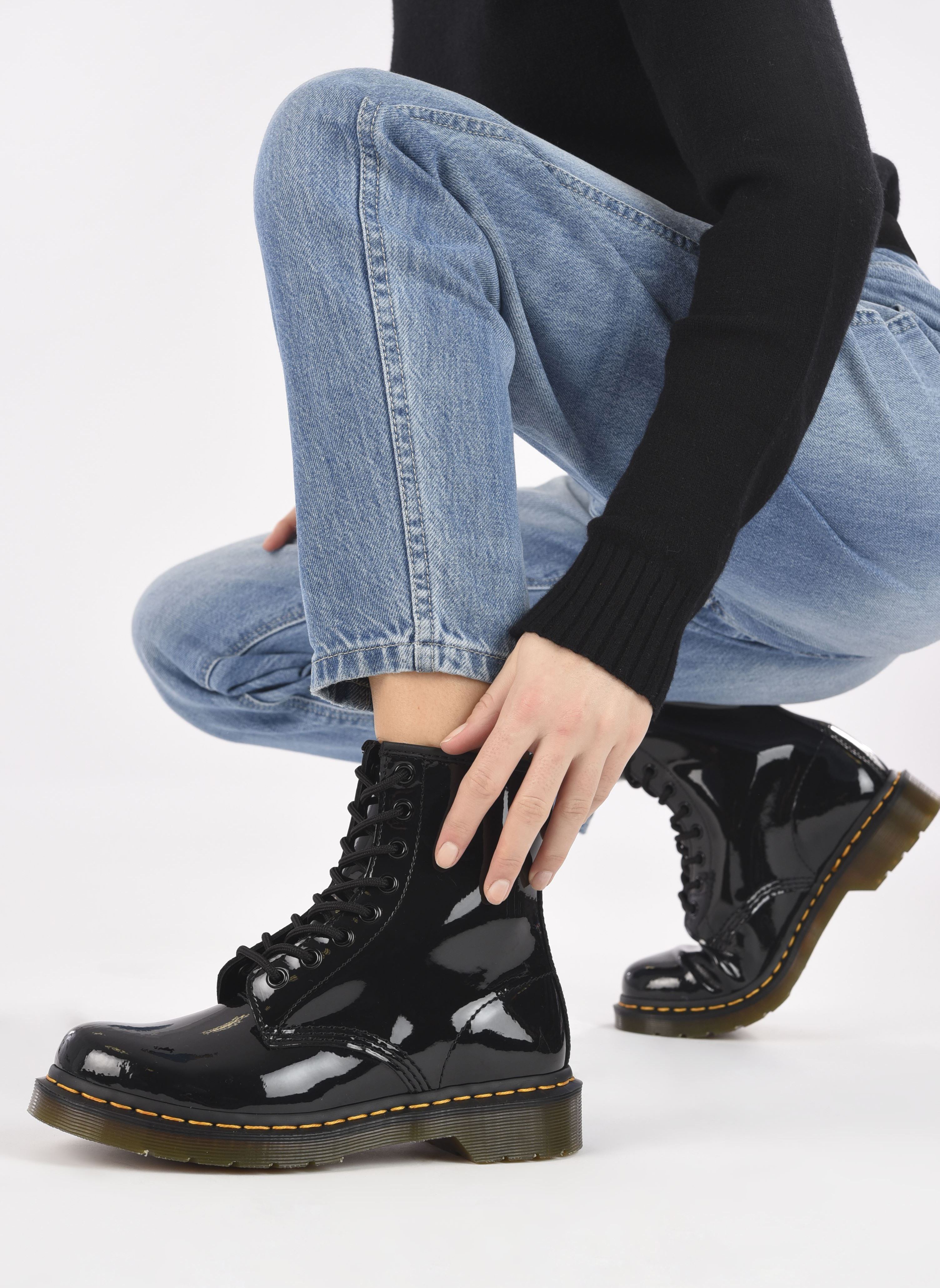 Geschnürte Stiefeletten 1460 damen schwarz Dr. Martens Geschnürte Stiefeletten 1460 damen schwarz BLACK PATENT LAMPER