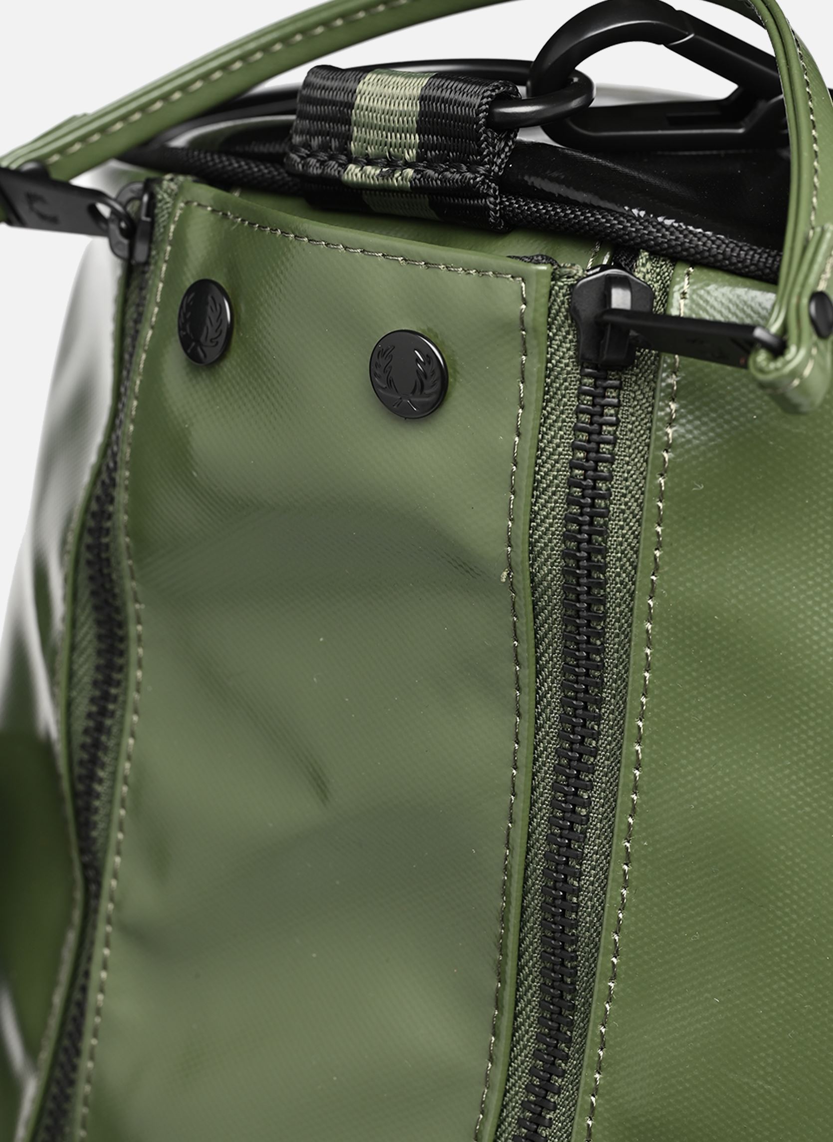 Reisetaschen Classic Barrel Bag herren grün Fred Perry Reisetaschen Classic Barrel Bag herren grün LRLWRTHGREEN/BLK
