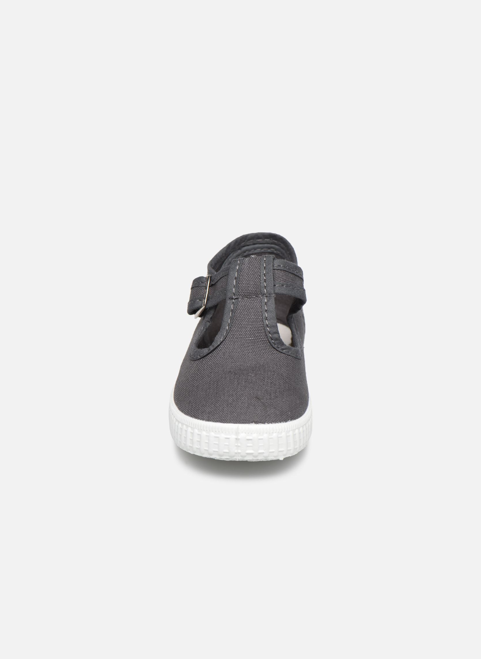 Baskets basses Foliv gris Cienta Baskets basses Foliv gris ANTRACITE-00074