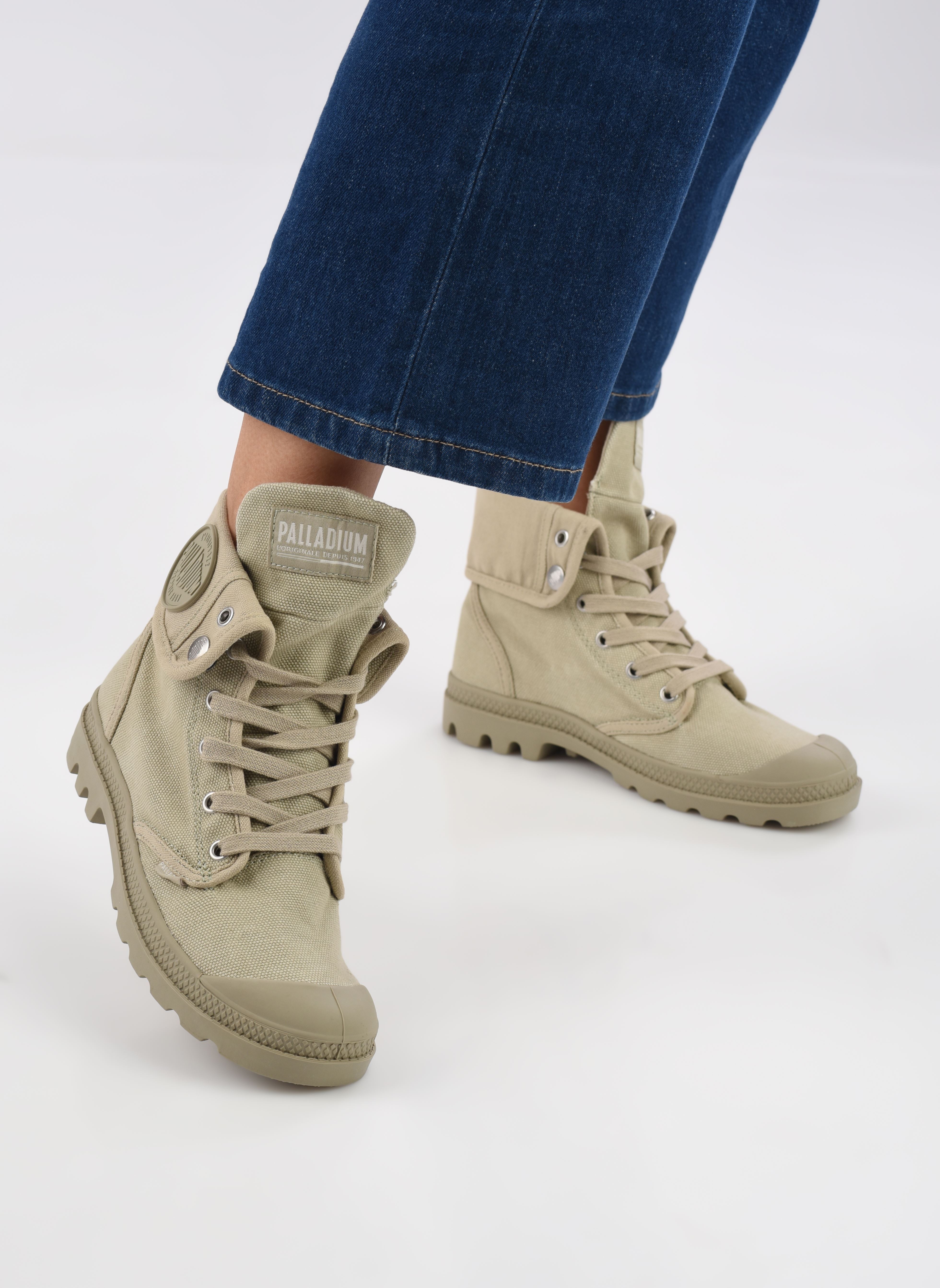 Bottines à lacets Baggy femme beige Palladium Bottines à lacets Baggy femme beige EUCALYPTUS
