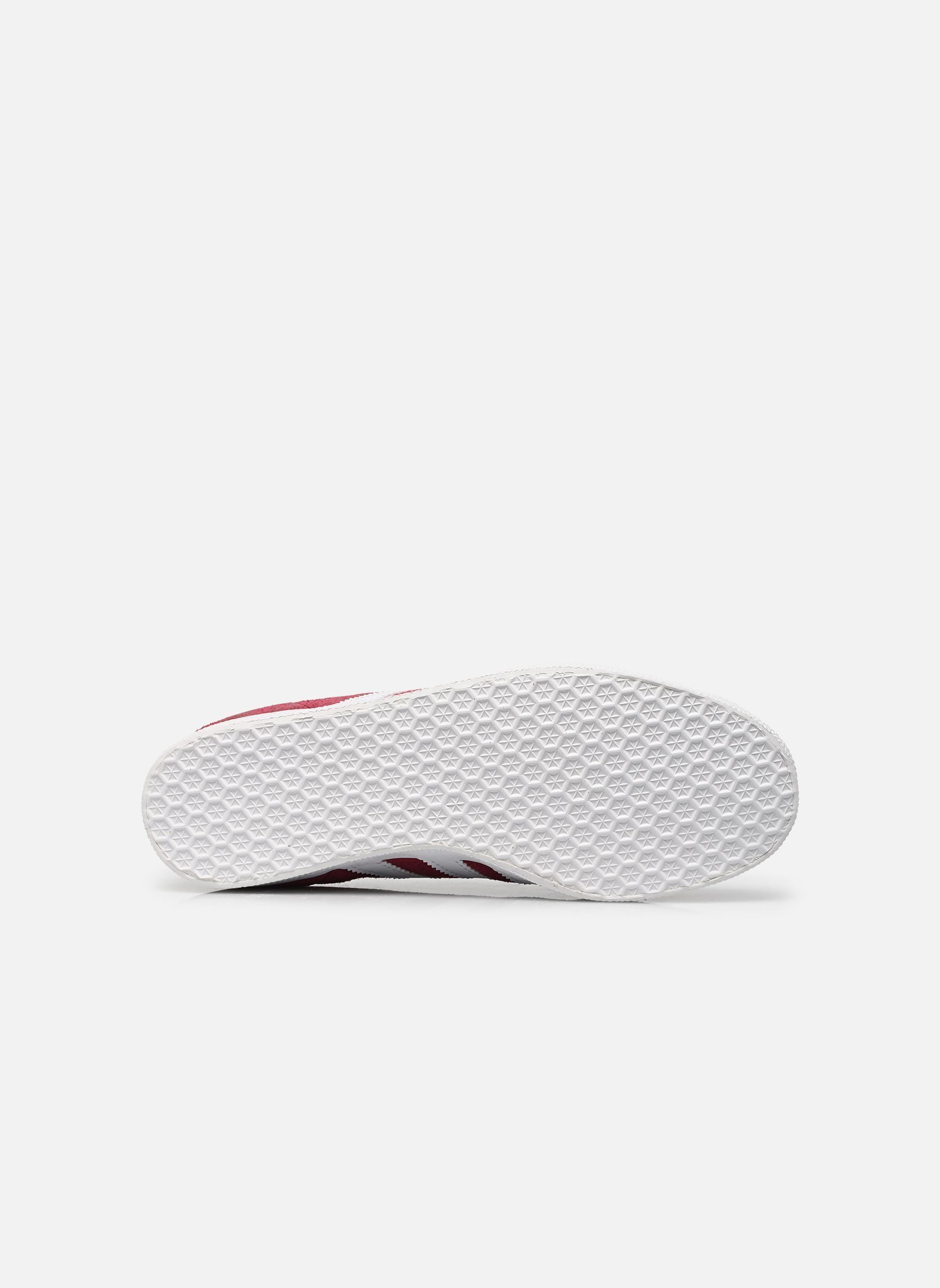 Niedrige Sneaker GAZELLE rot adidas originals Niedrige Sneaker GAZELLE rot CBURGU/FTWWHT/GOLDMT