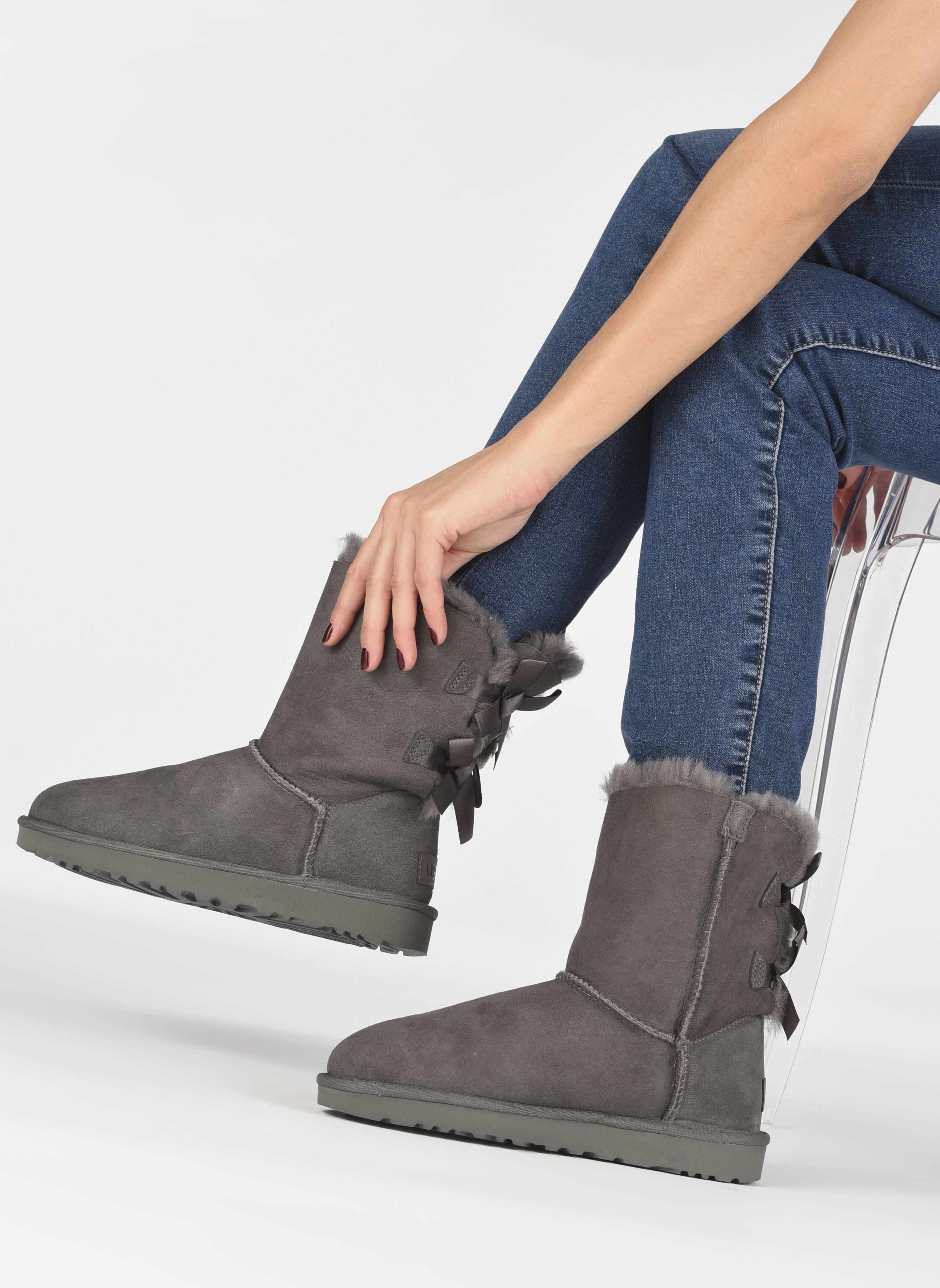 Bottines fourrées W Bailey Bow II femme gris UGG Bottines fourrées W Bailey Bow II femme gris GREY