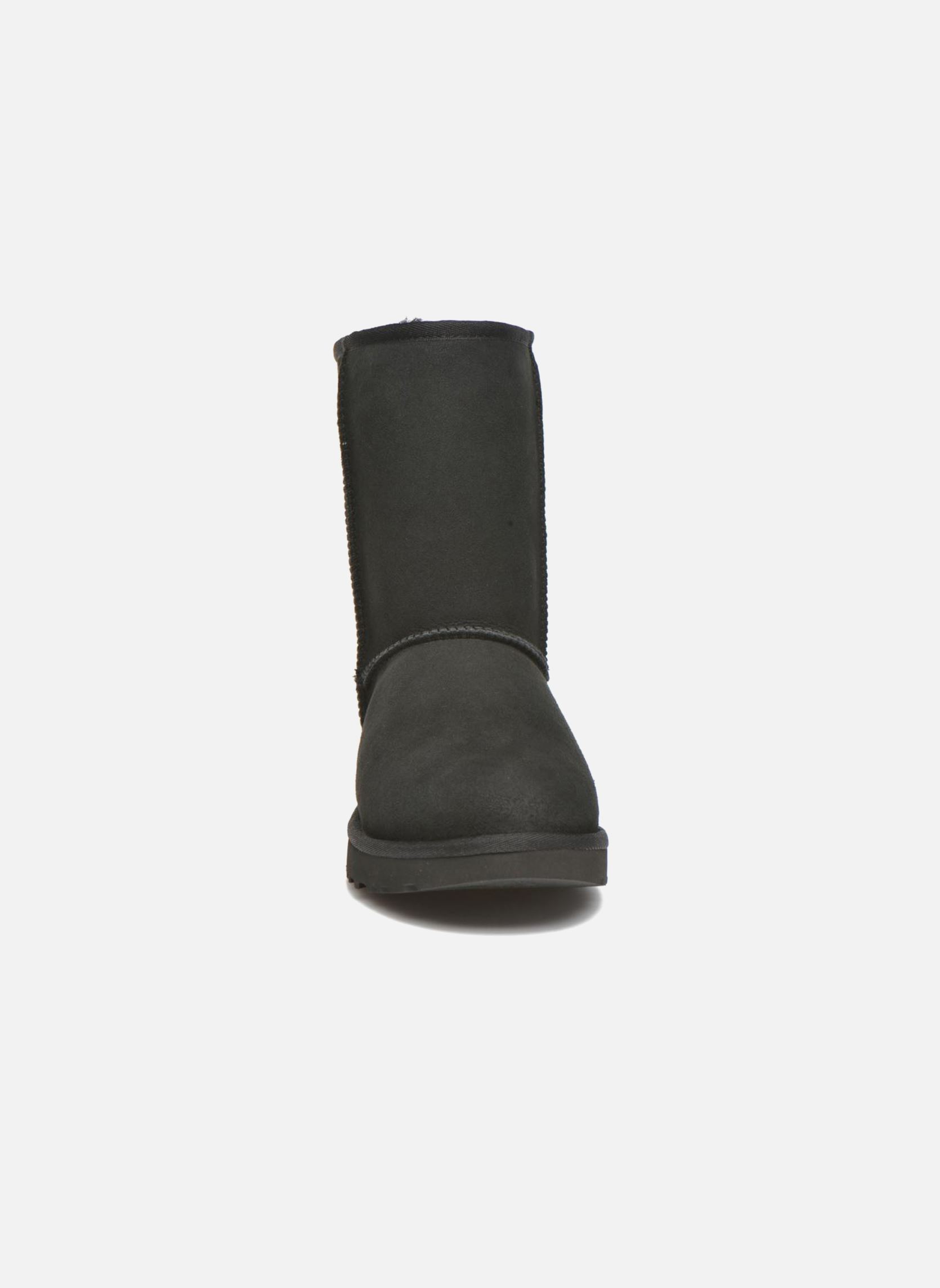Gefütterte Stiefeletten W Classic Short II damen schwarz UGG Gefütterte Stiefeletten W Classic Short II damen schwarz BLACK
