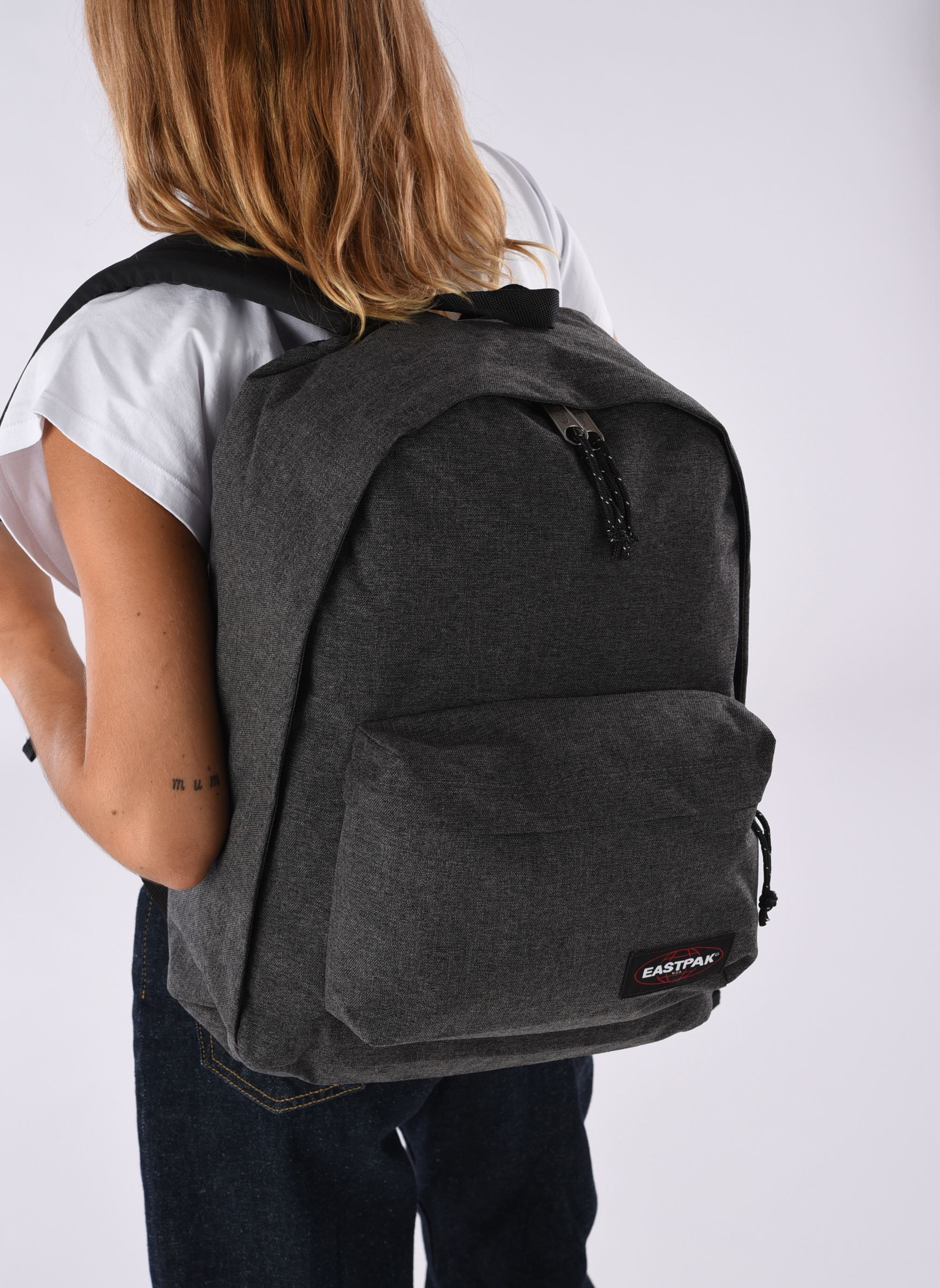 Mochilas Out Of Office negro Eastpak Mochilas Out Of Office negro BLACK DENIM