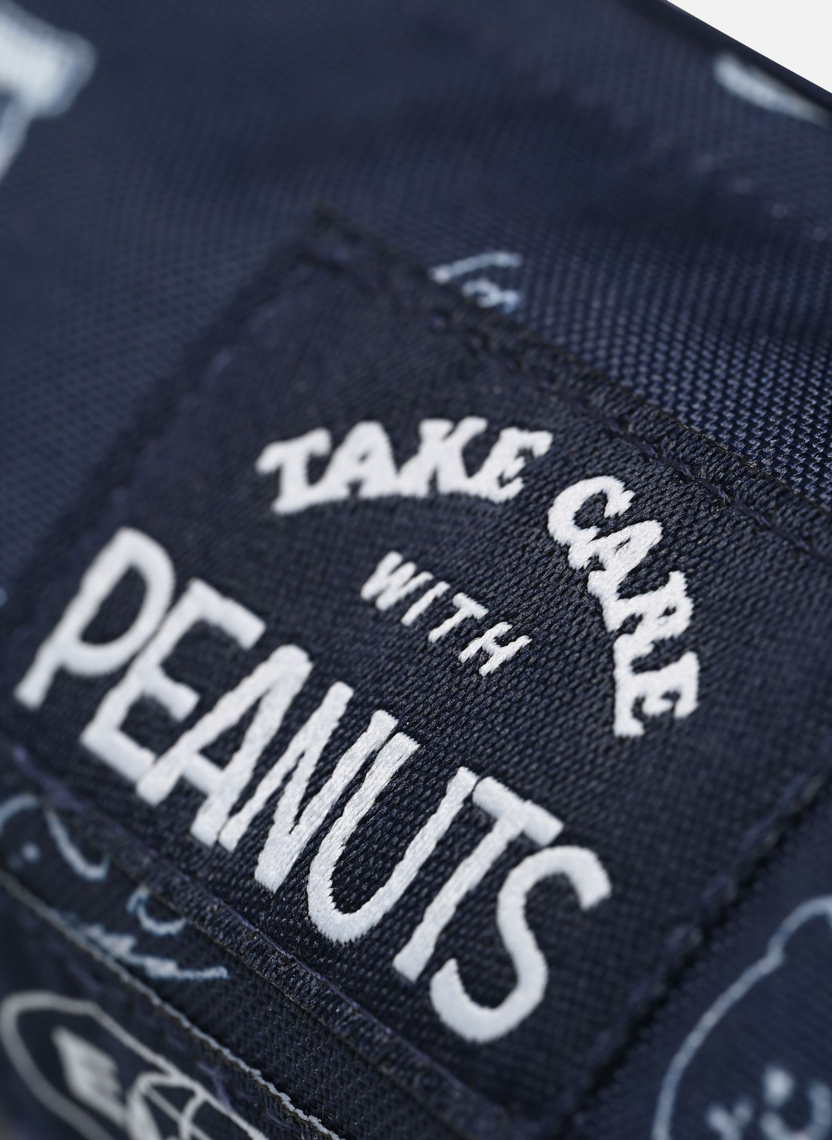 Trousses scolaire Benchmark bleu Eastpak Trousses scolaire Benchmark bleu Peanuts Navy
