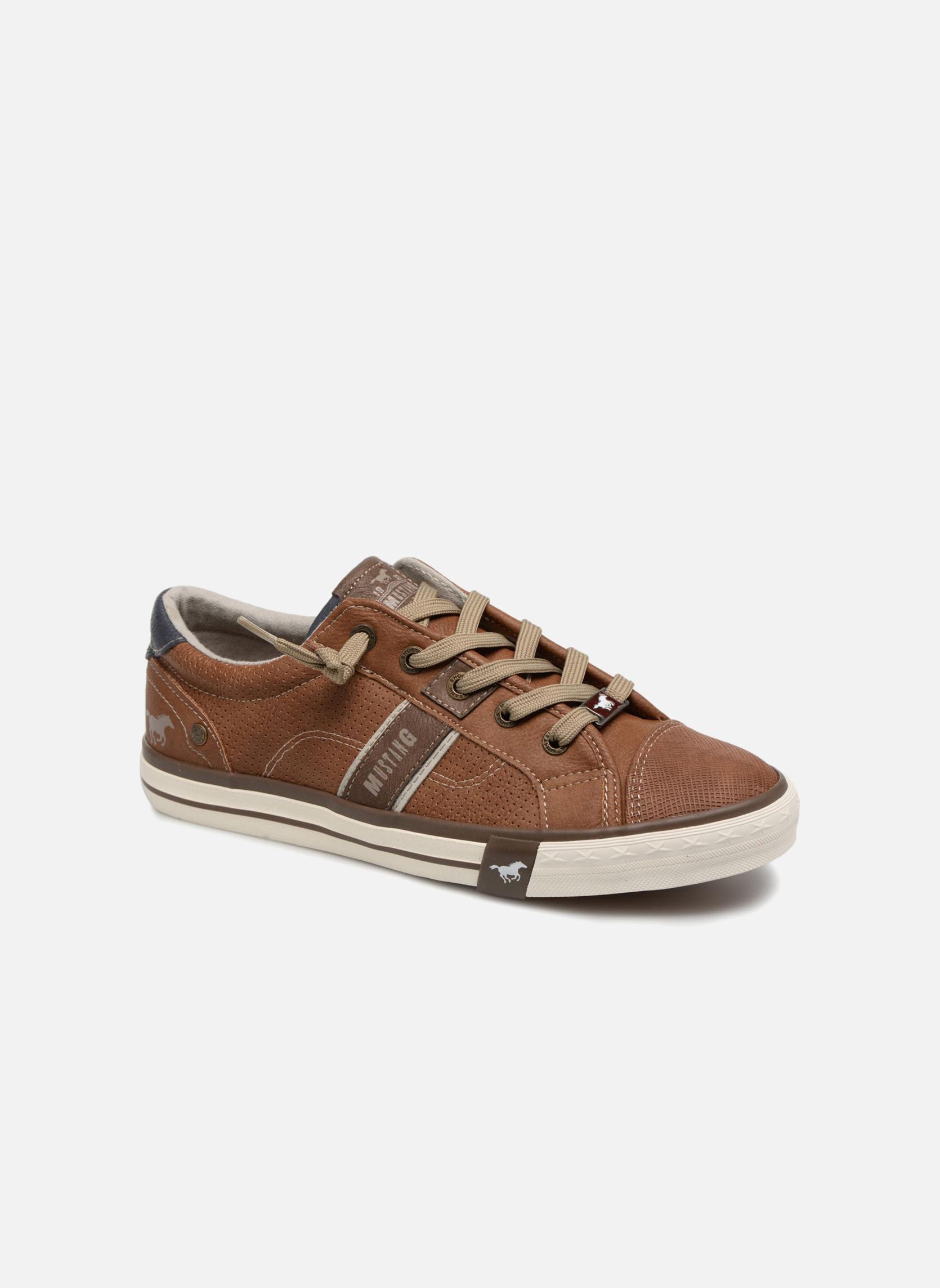 Niedrige Sneaker Alwin jungen braun Mustang shoes Niedrige Sneaker Alwin jungen braun COGNAC