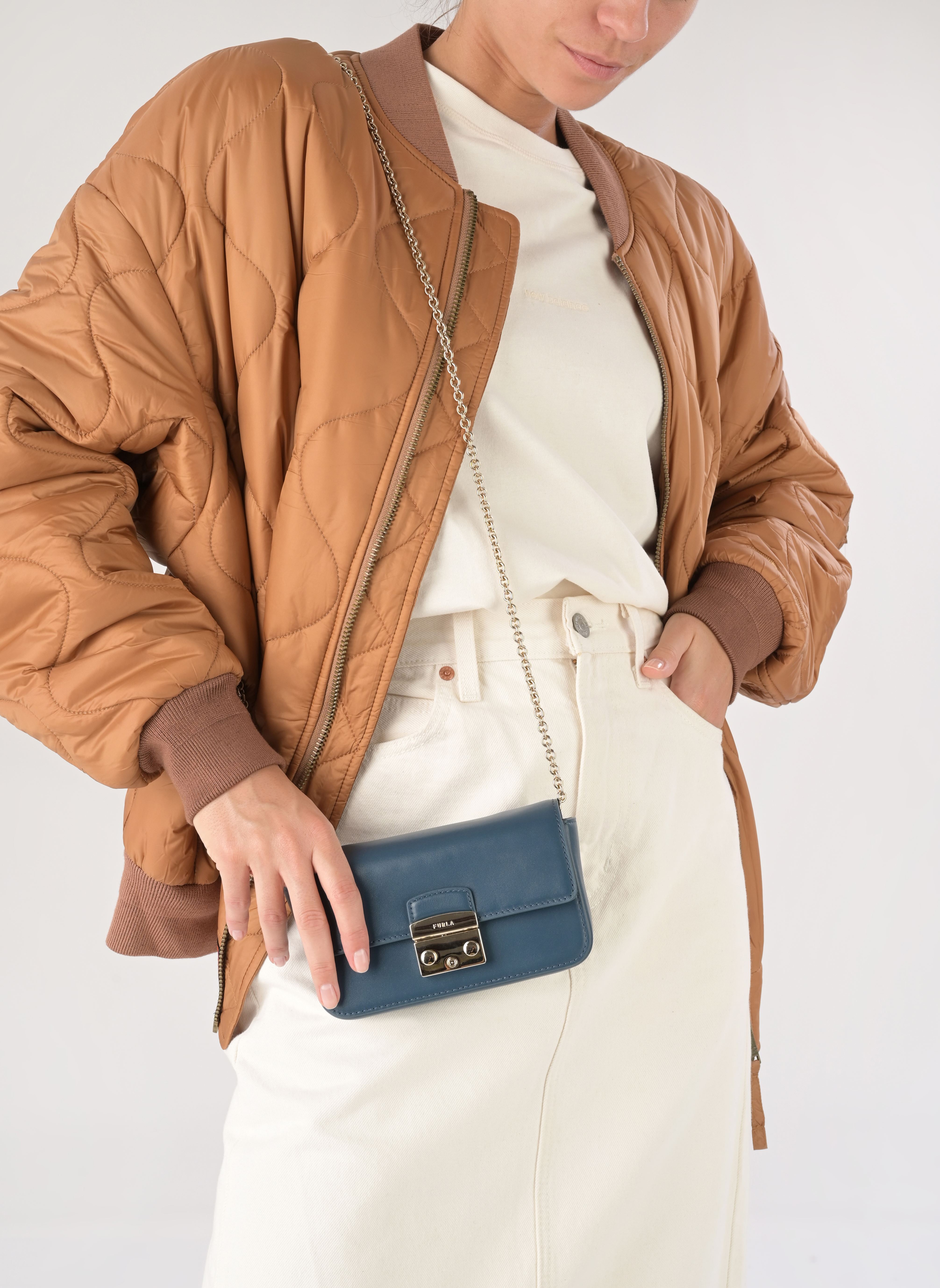 Schoudertassen Metropolis Mini crossbody dames oranje Furla Schoudertassen Metropolis Mini crossbody dames oranje BLU JAY