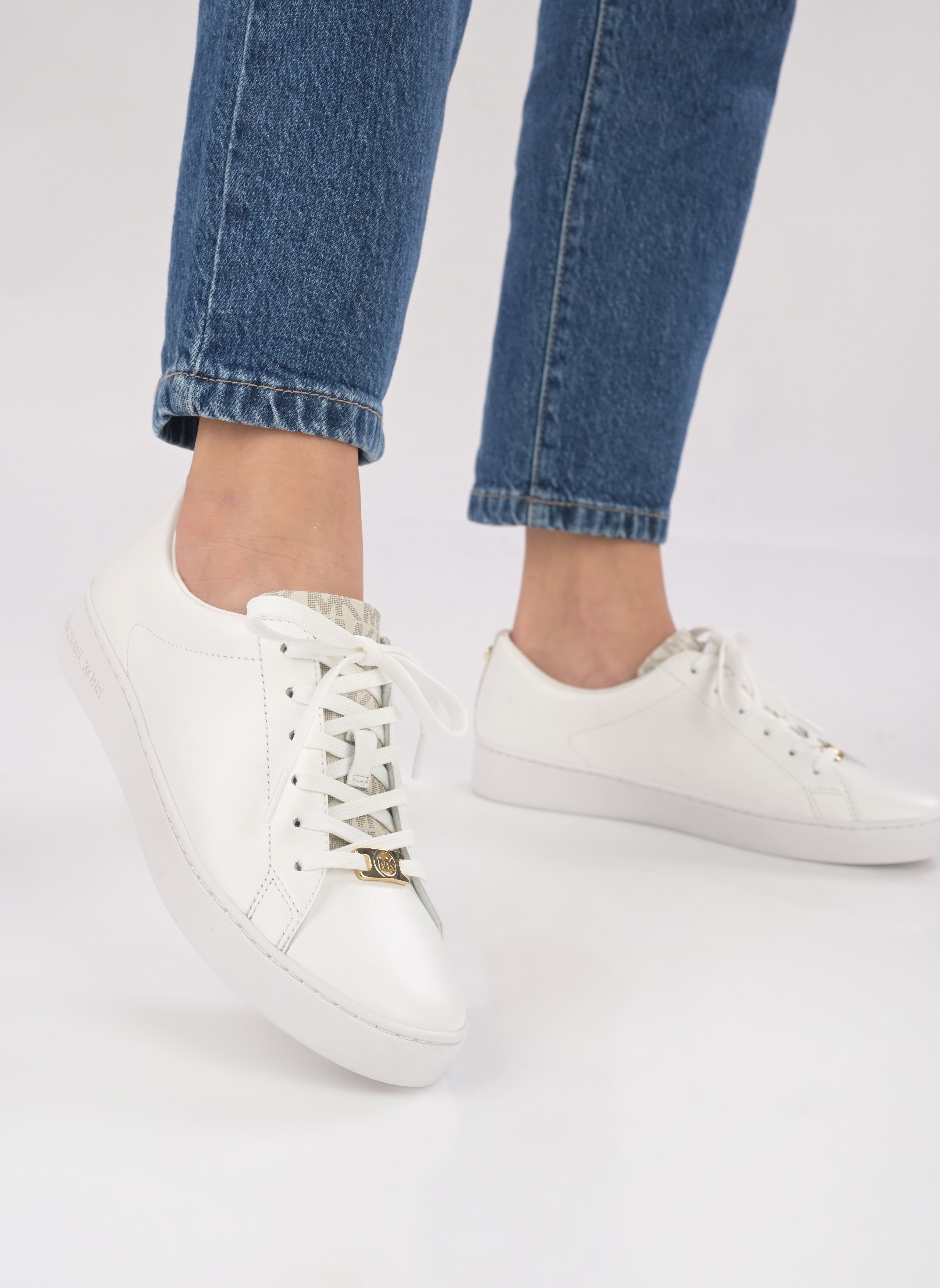 Lage sneakers KEATON LACE UP dames wit Michael Michael Kors Lage sneakers KEATON LACE UP dames wit VANILLA