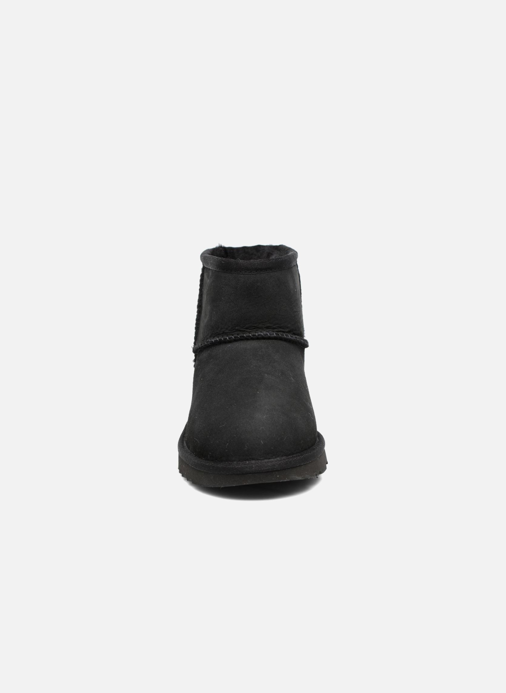 Stiefeletten / Ankle Boots K Classic Mini II schwarz UGG Stiefeletten / Ankle Boots K Classic Mini II schwarz BLACK