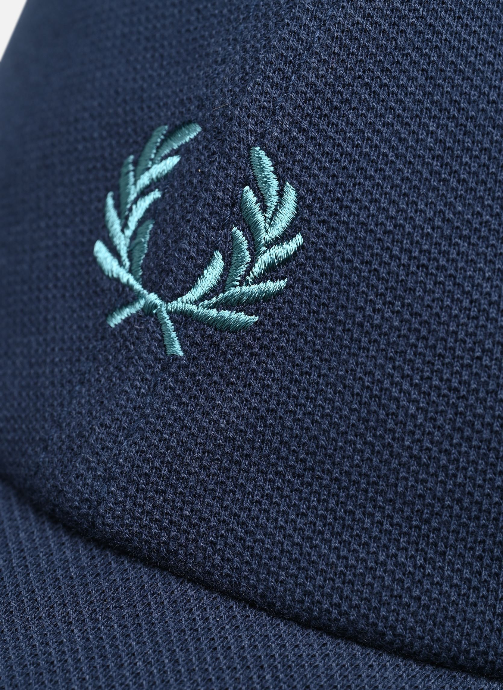 Casquettes Pique Classic Cap homme bleu Fred Perry Casquettes Pique Classic Cap homme bleu TENNIS BU/DEP MT