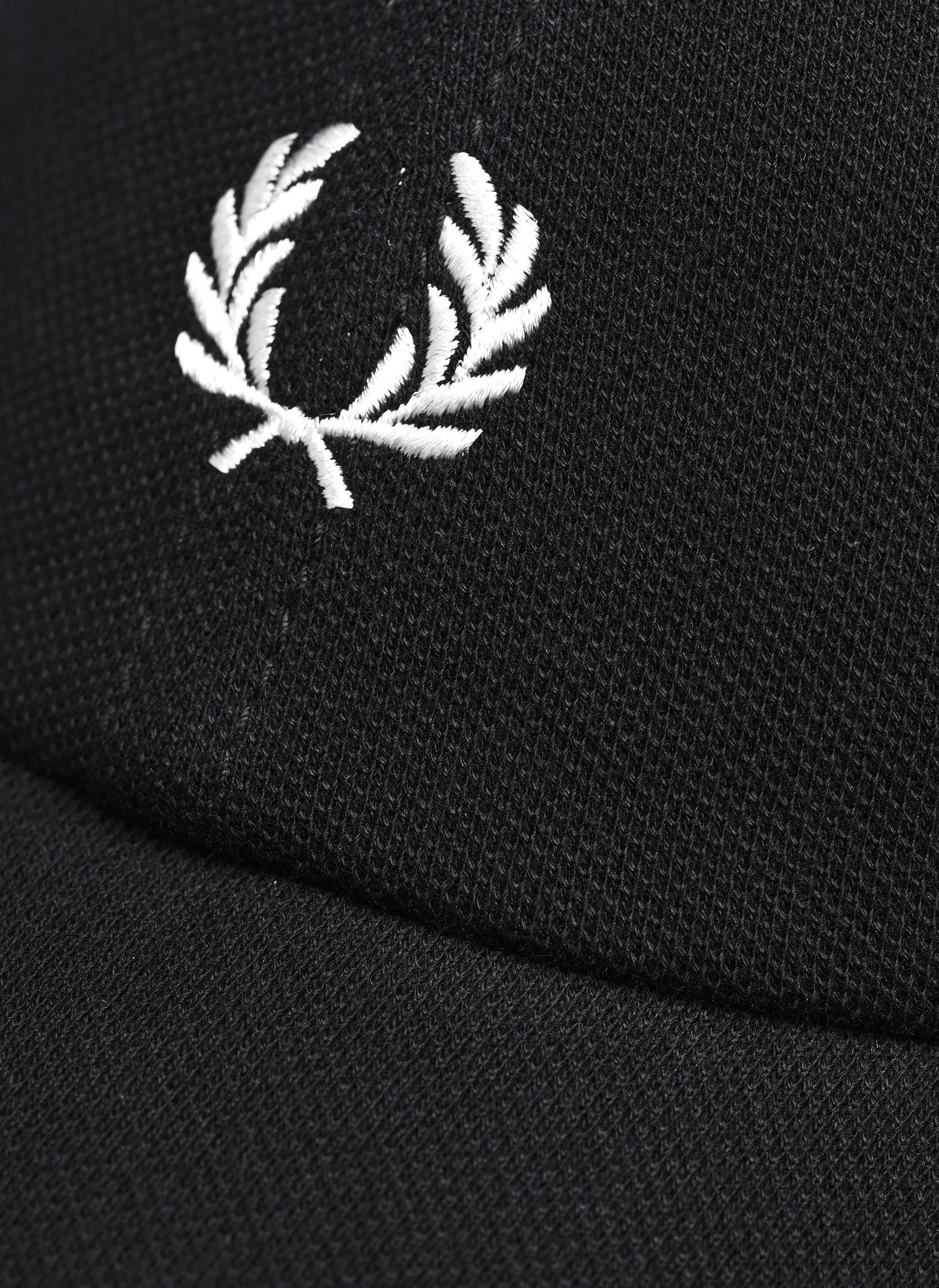 Casquettes Pique Classic Cap homme noir Fred Perry Casquettes Pique Classic Cap homme noir BLACK/SNOWWHITE NEW