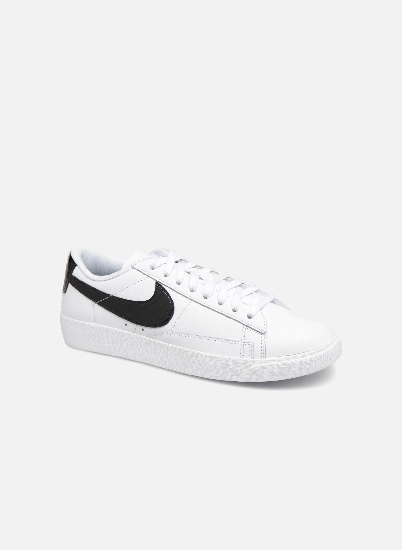 Baskets basses Nike BQ0033 100 - vue 3