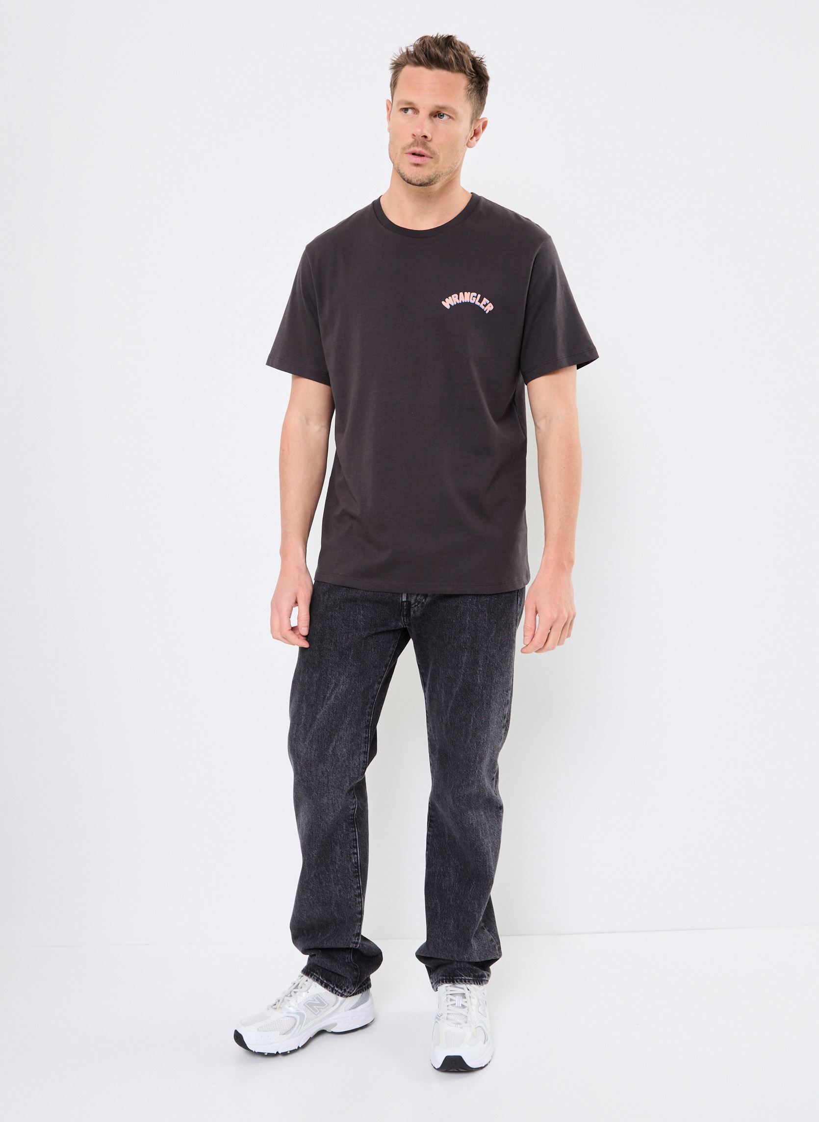 Tee-shirts Graphic Tee homme noir Wrangler Tee-shirts Graphic Tee homme noir FADED BLACK