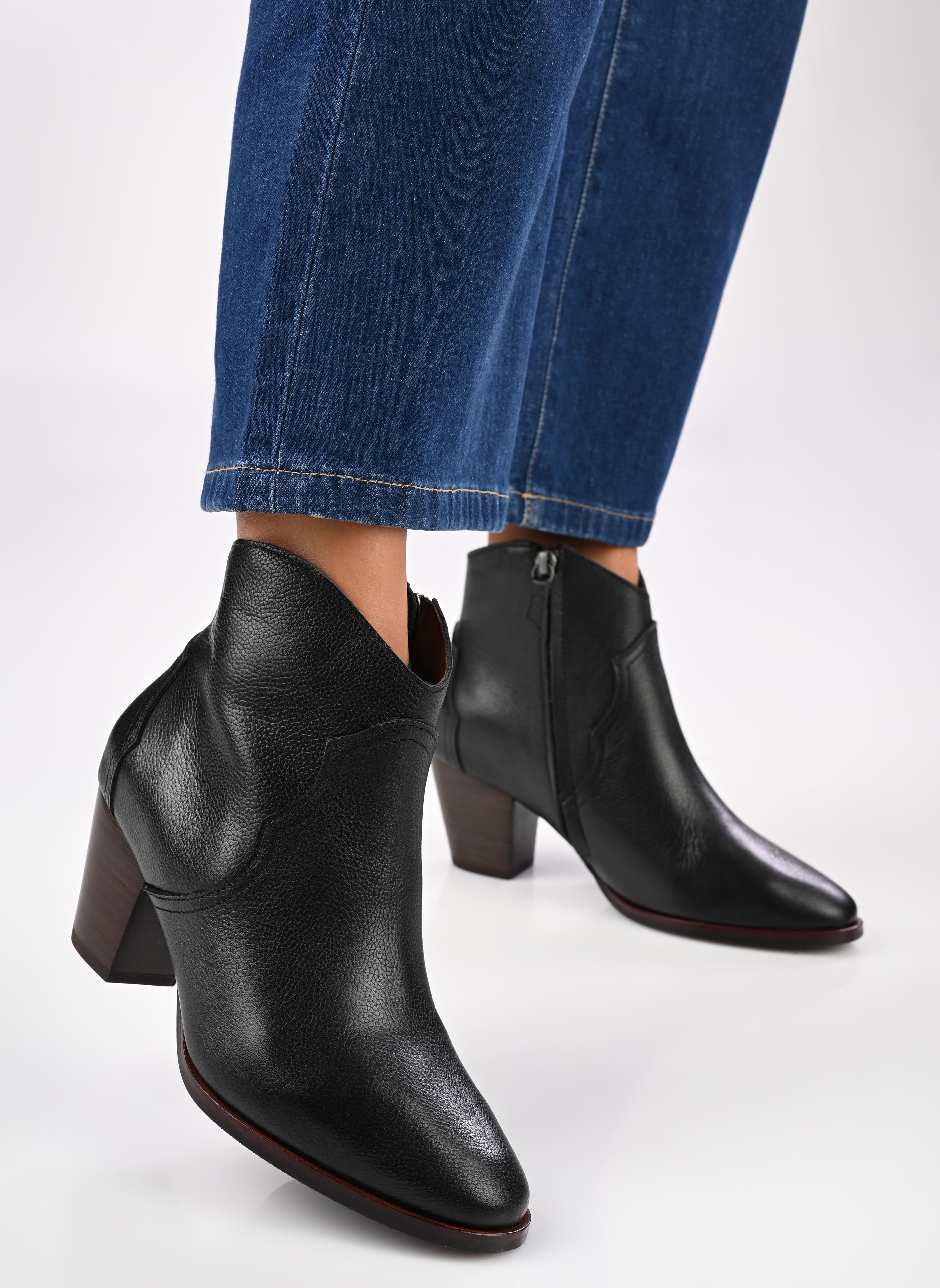 Niedrige Ankle Boots FIONA 60 damen schwarz Anonymous Copenhagen Niedrige Ankle Boots FIONA 60 damen schwarz GRAINED SOFT CALF BLACK