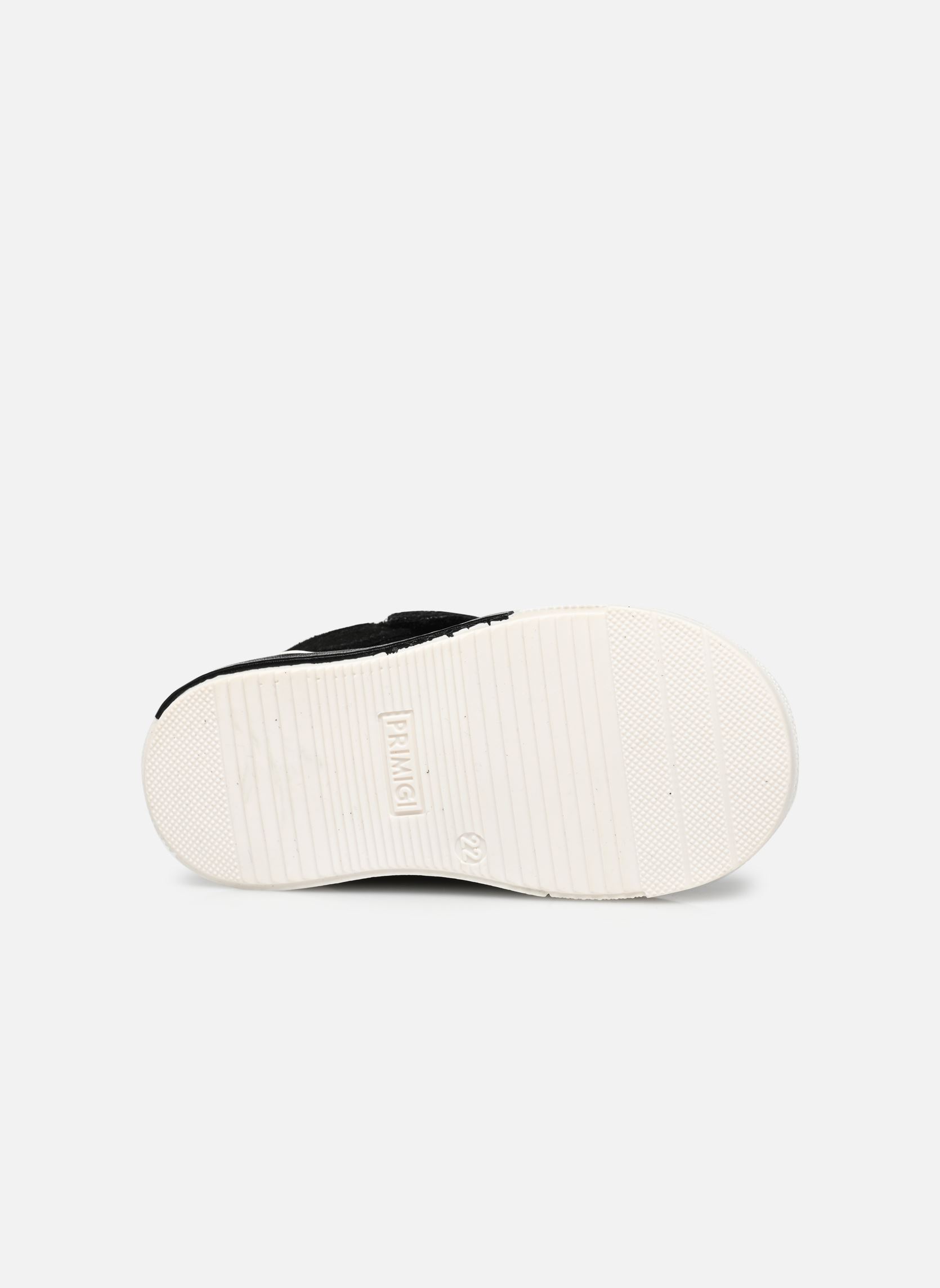 Lage sneakers PGR 44060 jongens zwart Primigi Lage sneakers PGR 44060 jongens zwart NERO