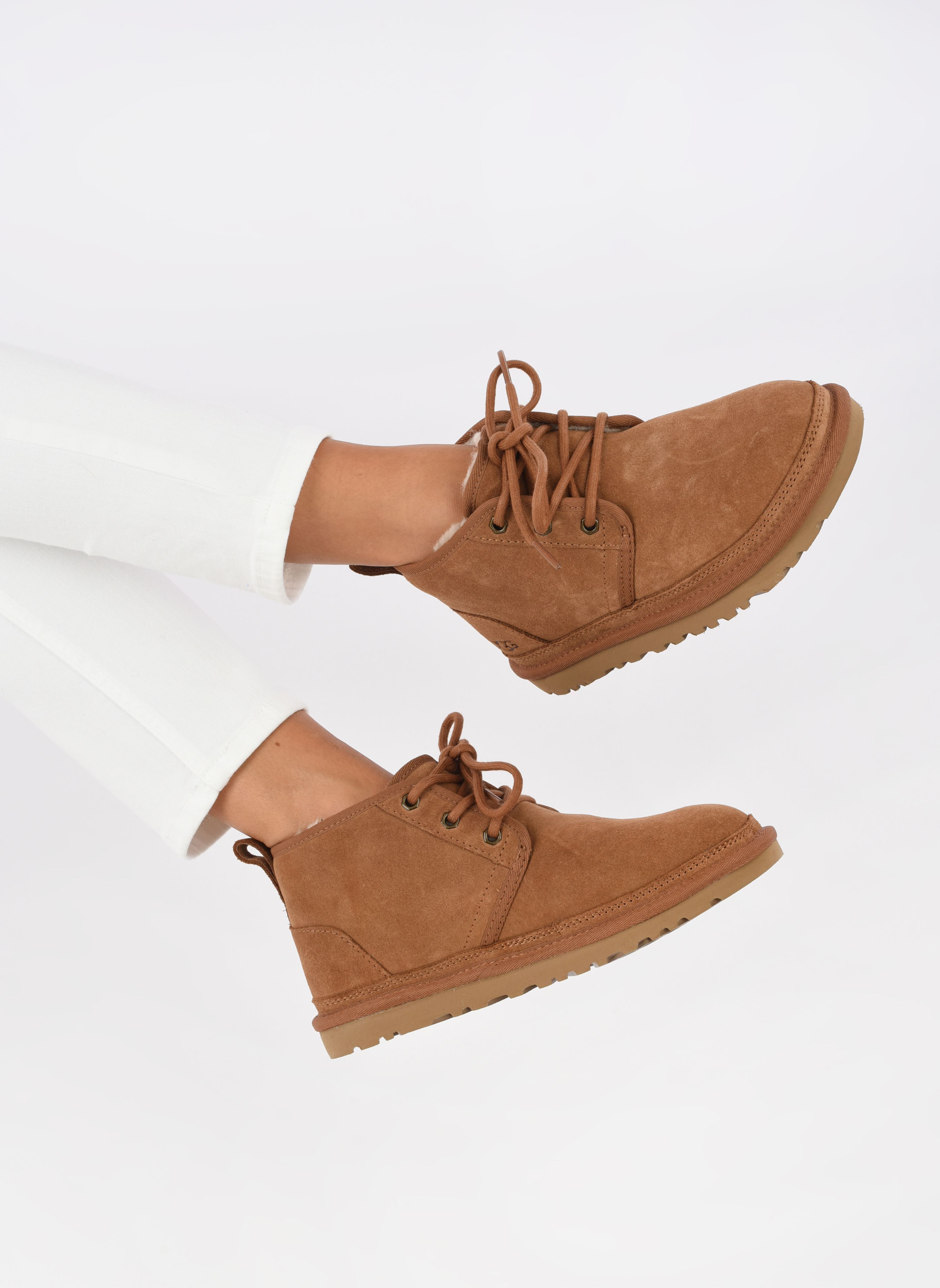 Stivaletti con lacci Neumel W donna marrone UGG Stivaletti con lacci Neumel W donna marrone CHESTNUT