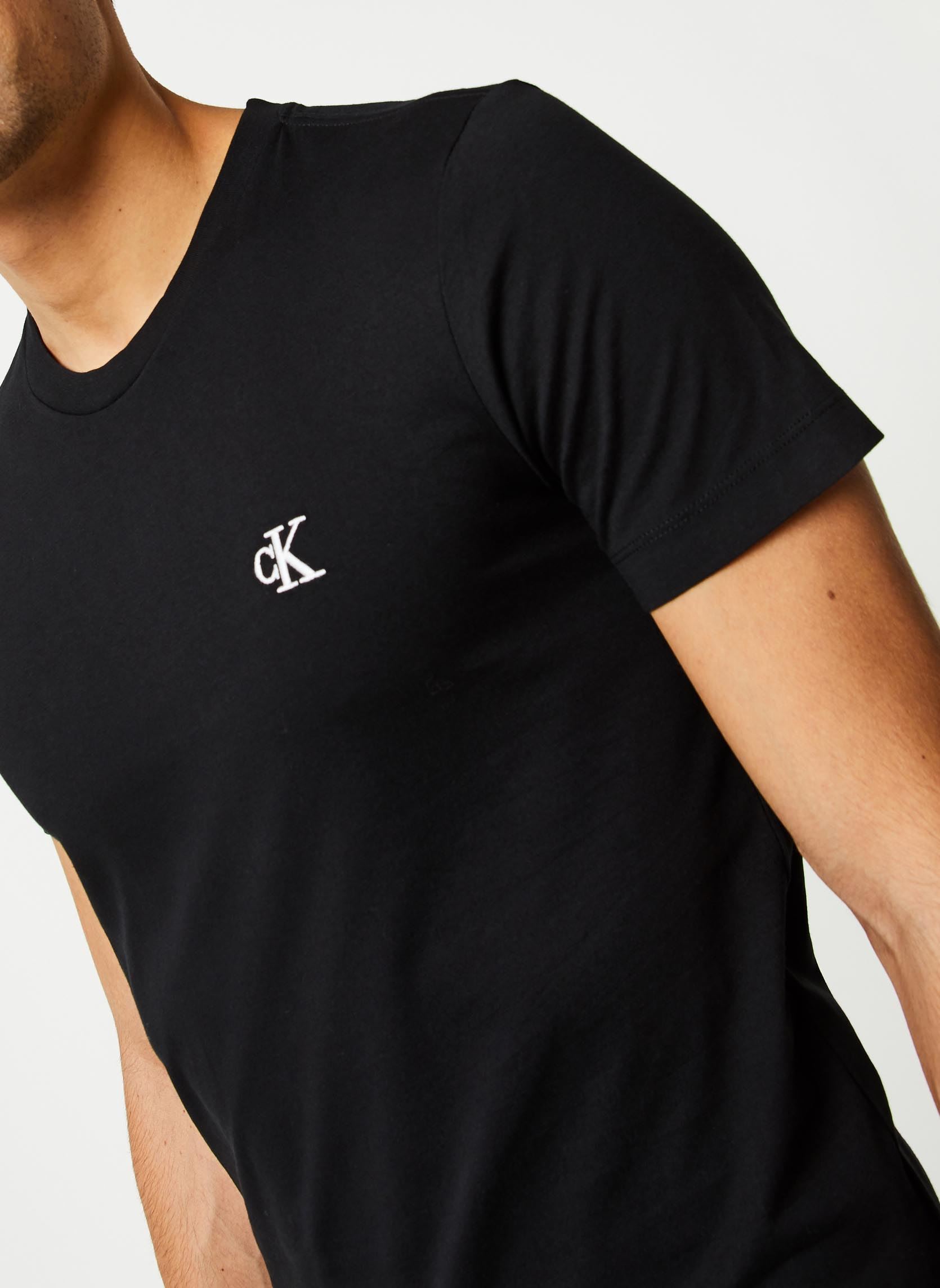 Tee-shirts CK Essential Slim Tee homme noir Calvin Klein Jeans Tee-shirts CK Essential Slim Tee homme noir BAE CK BLACK