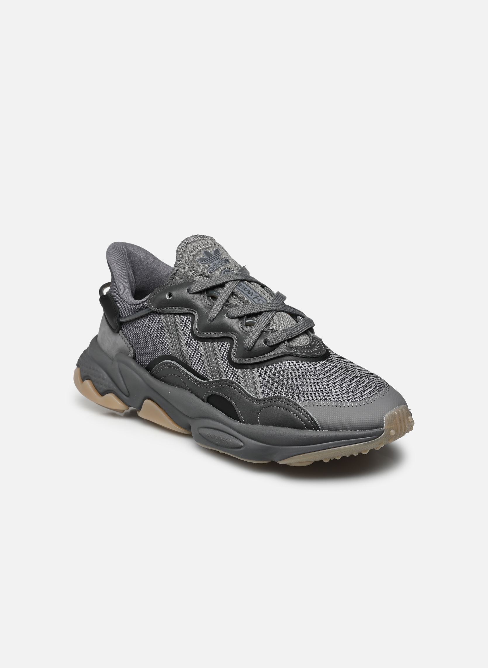 Baskets basses Ozweego homme gris adidas originals Baskets basses Ozweego homme gris GREFIV/GREFOU/CBLACK