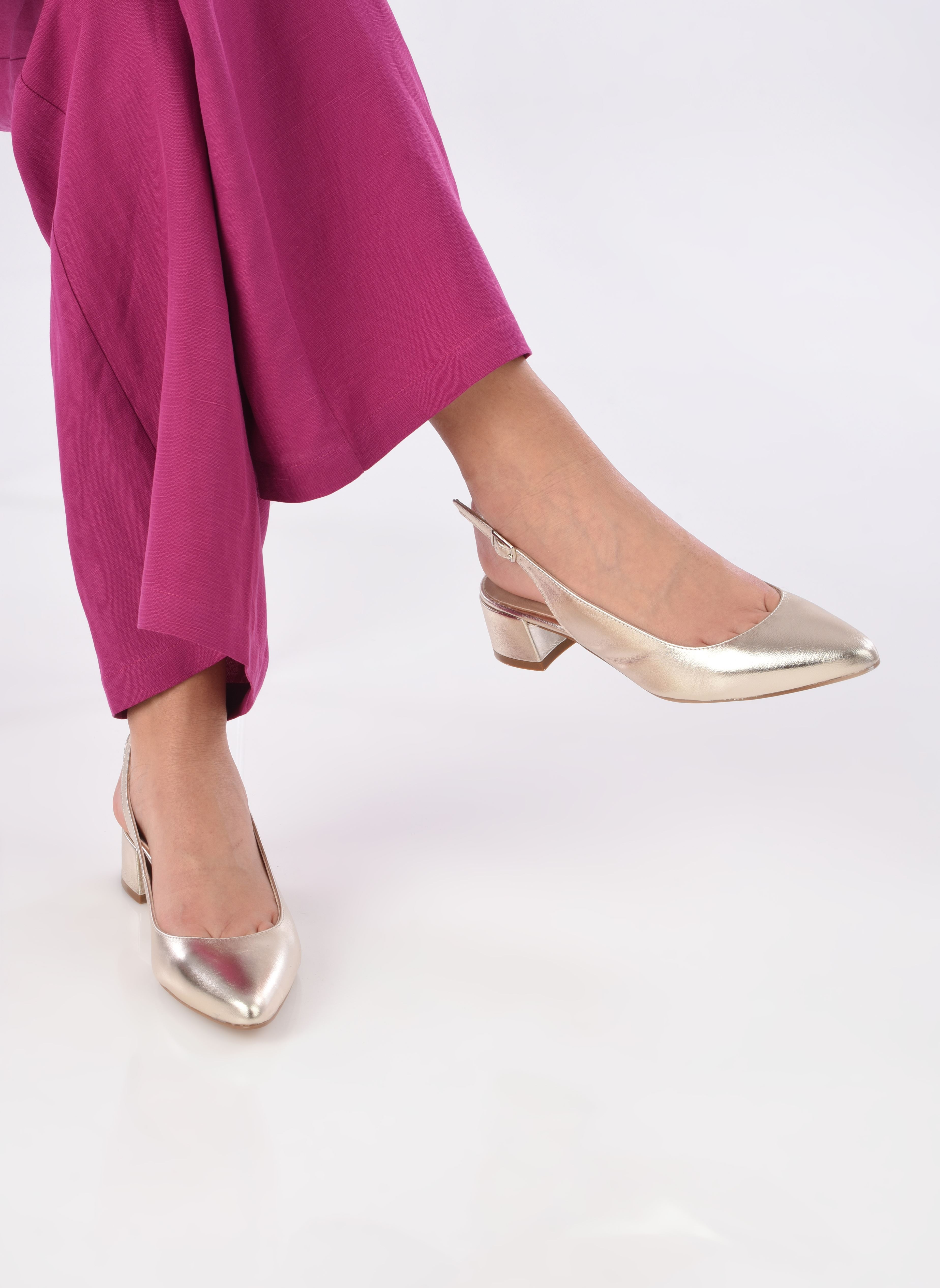 Slingback pumps Slingpa dames goud en brons Georgia Rose Slingback pumps Slingpa dames goud en brons DORÉ