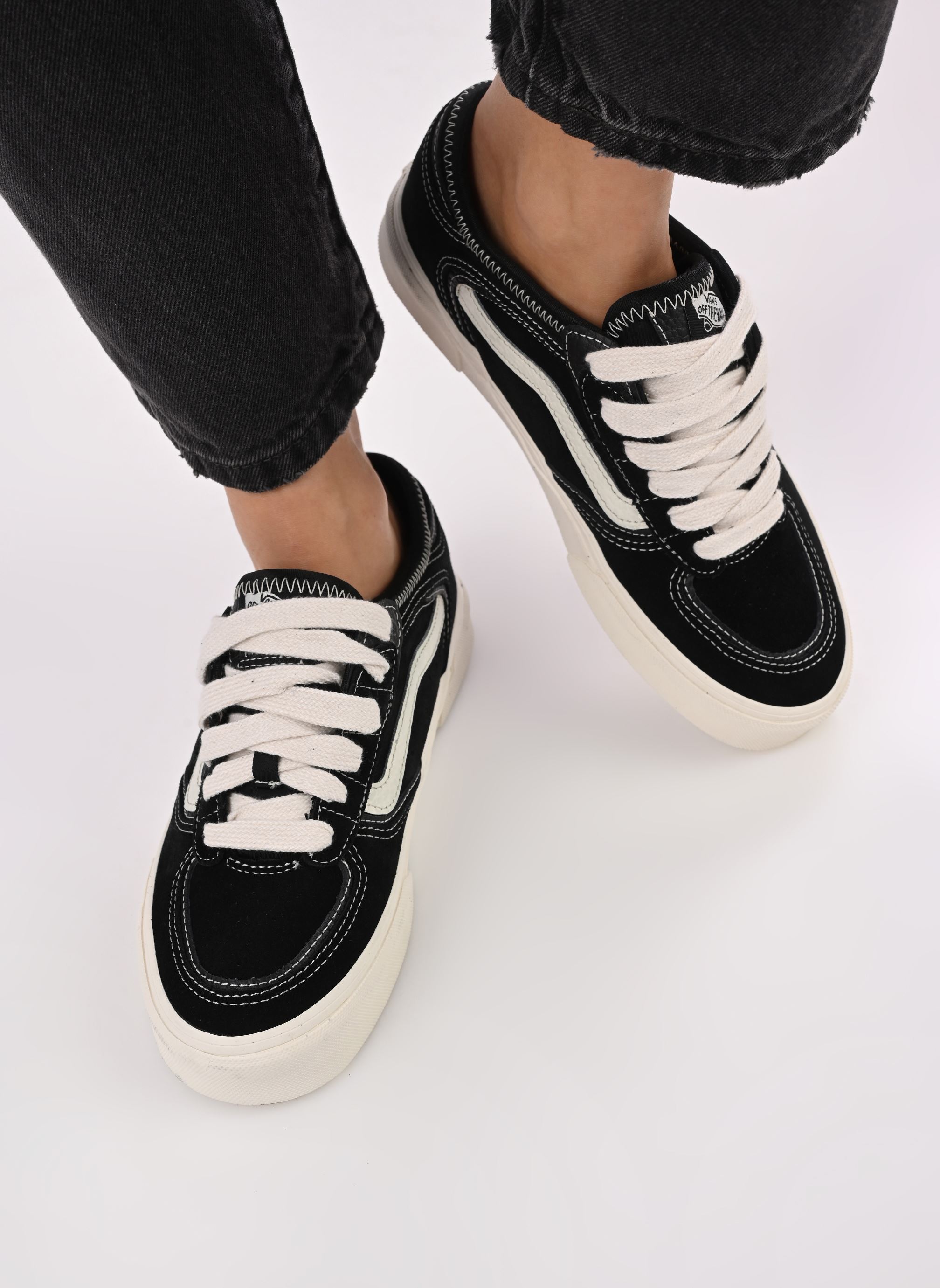Niedrige Sneaker Rowley Classic W damen schwarz Vans Niedrige Sneaker Rowley Classic W damen schwarz BLACK/MARSHMALLOW