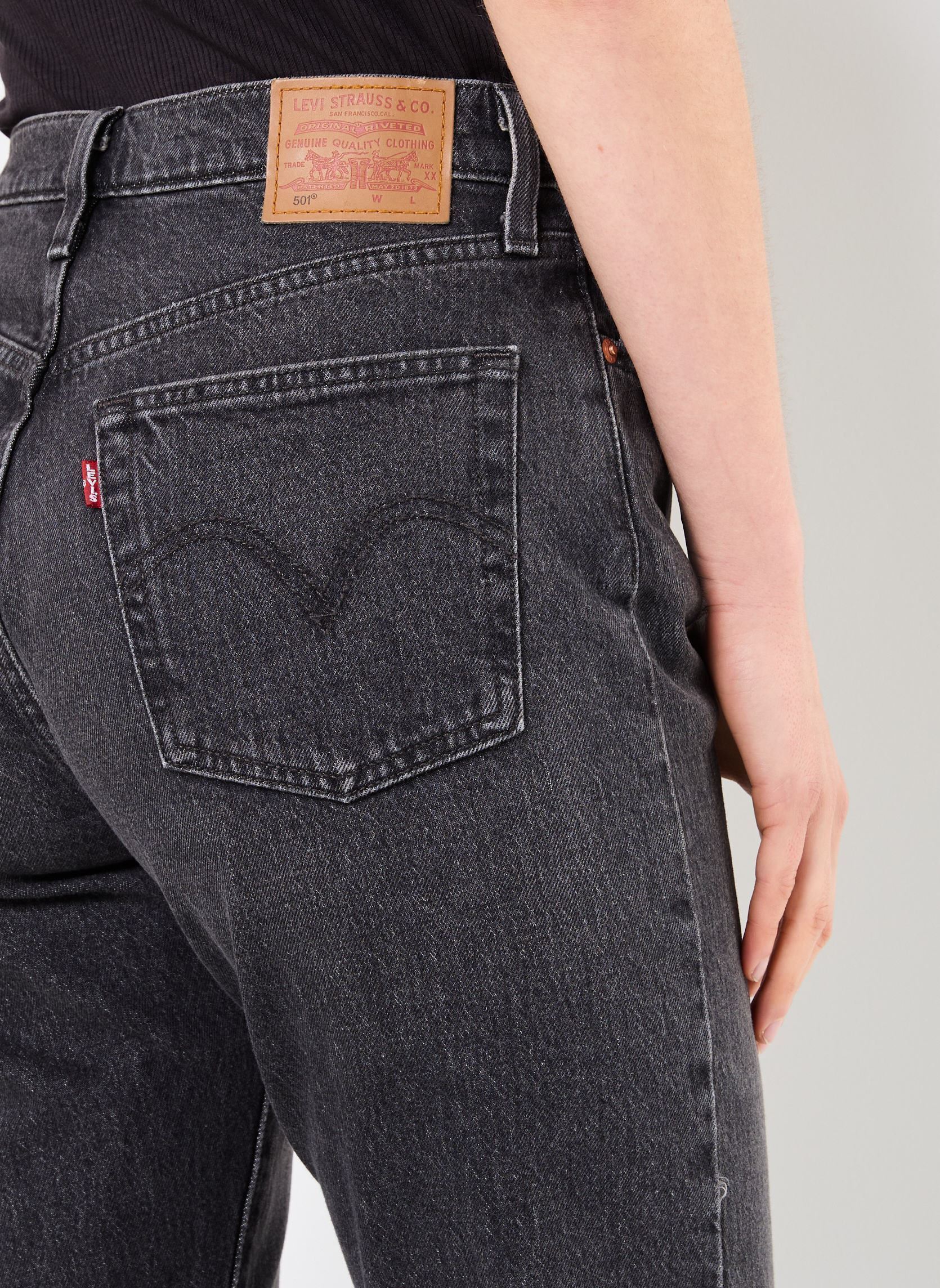 Levis 501 Crop Jeans | Sports World