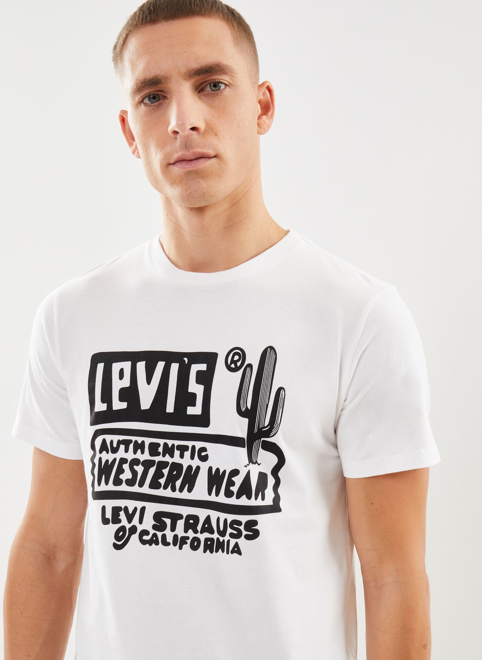 Tee-shirts GRAPHIC CREWNECK TEE homme blanc Levi's Tee-shirts GRAPHIC CREWNECK TEE homme blanc WESTERN WEAR WHITE+