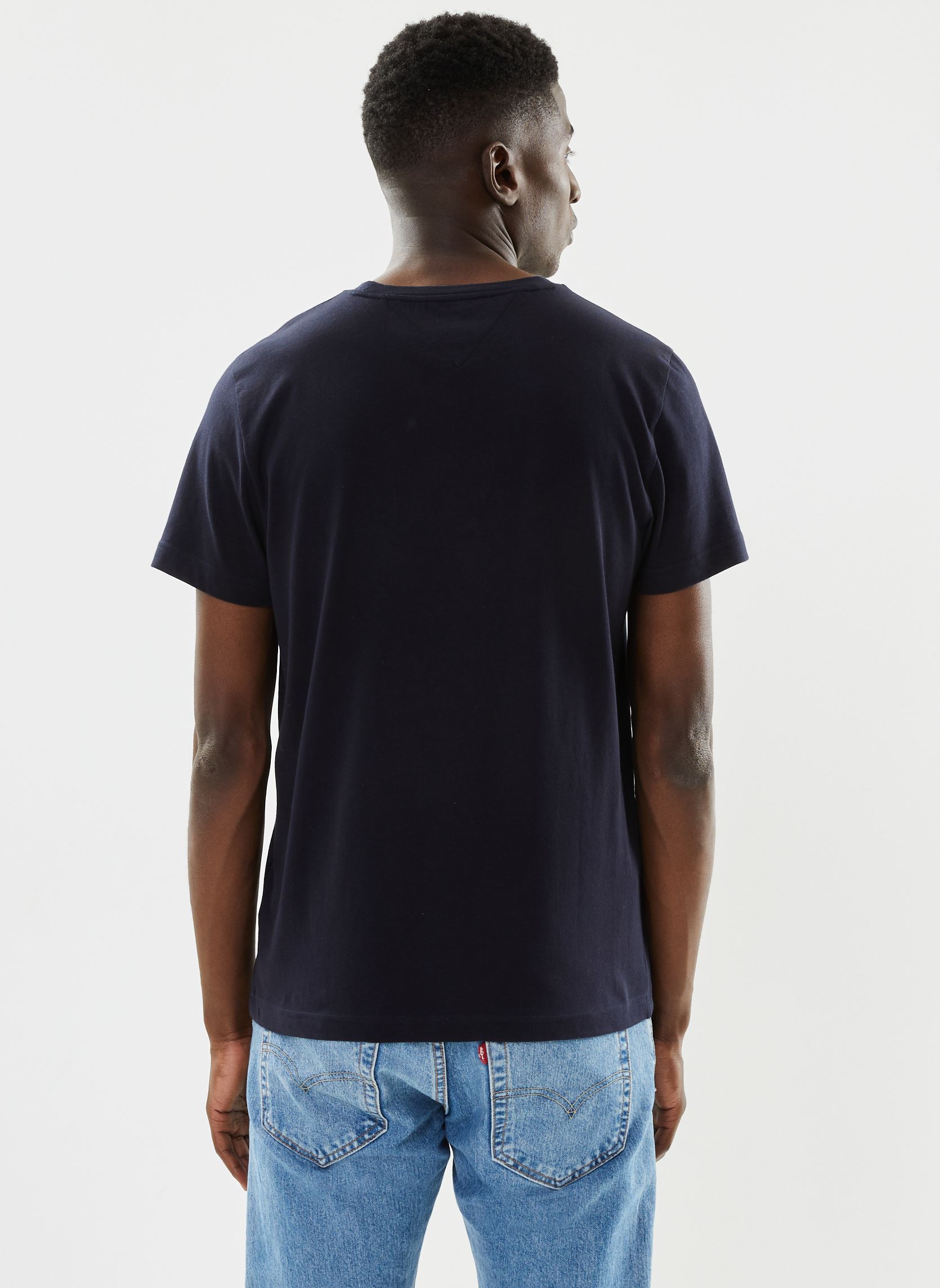 Tee-shirts Core Tommy Logo Tee homme bleu Tommy Hilfiger Tee-shirts Core Tommy Logo Tee homme bleu SKY CAPTAIN