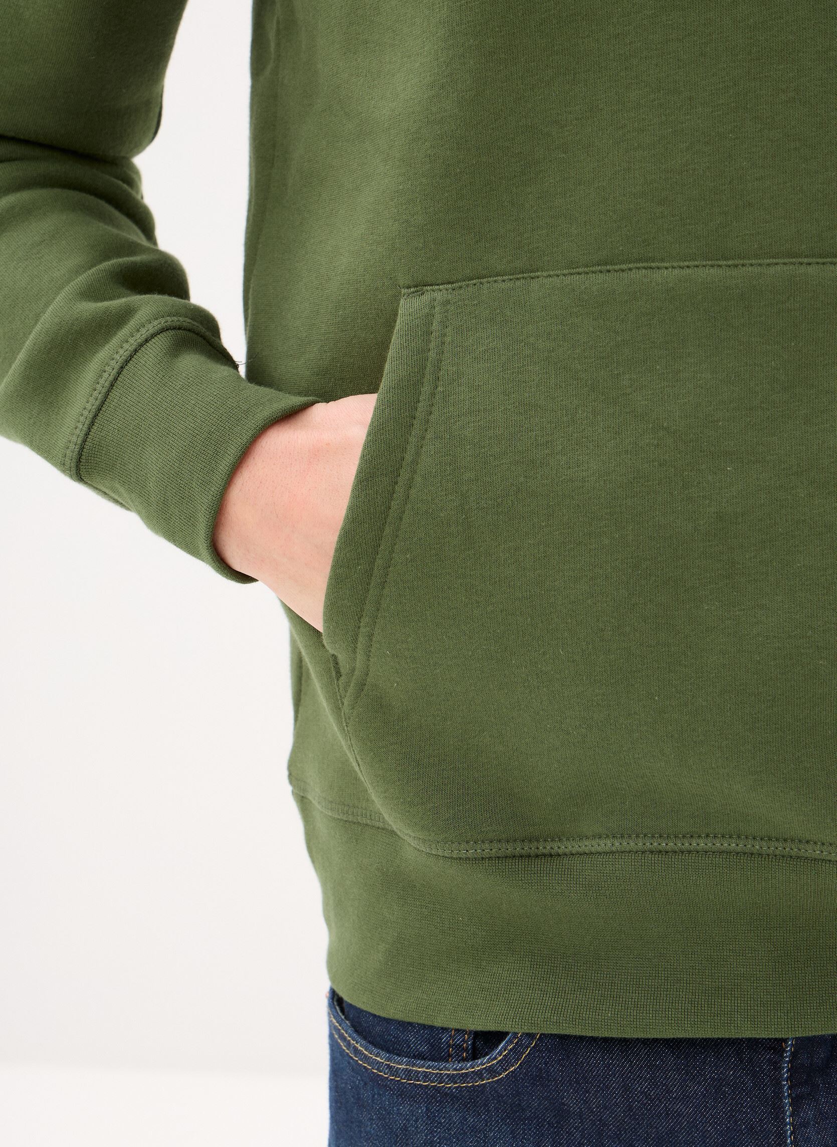 Sweats à capuche Tommy Logo Hoody homme vert Tommy Hilfiger Sweats à capuche Tommy Logo Hoody homme vert MOUNTAIN PINE