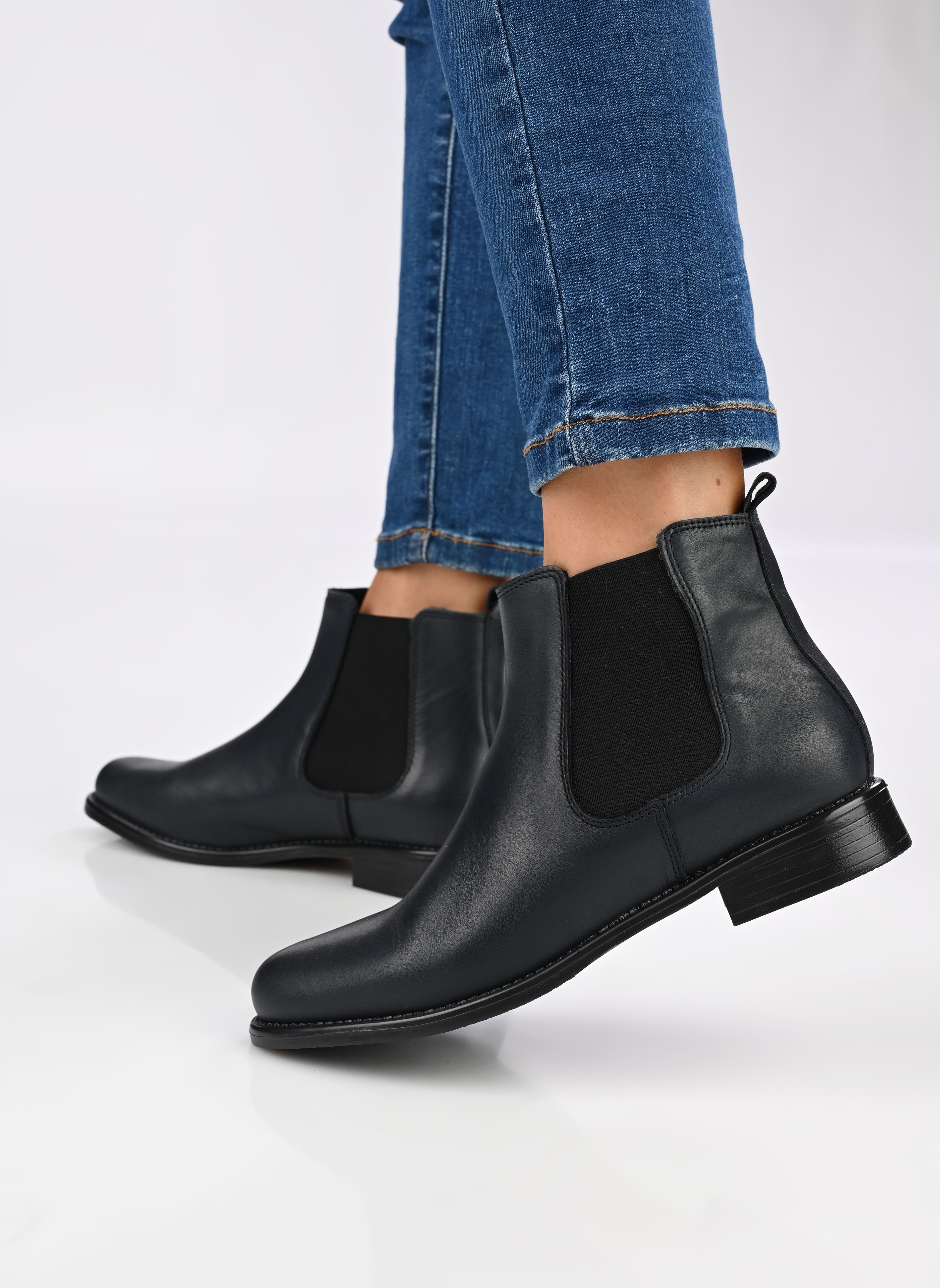 Niedrige Ankle Boots Cedra damen blau Georgia Rose Niedrige Ankle Boots Cedra damen blau Cuir Lisse Marine