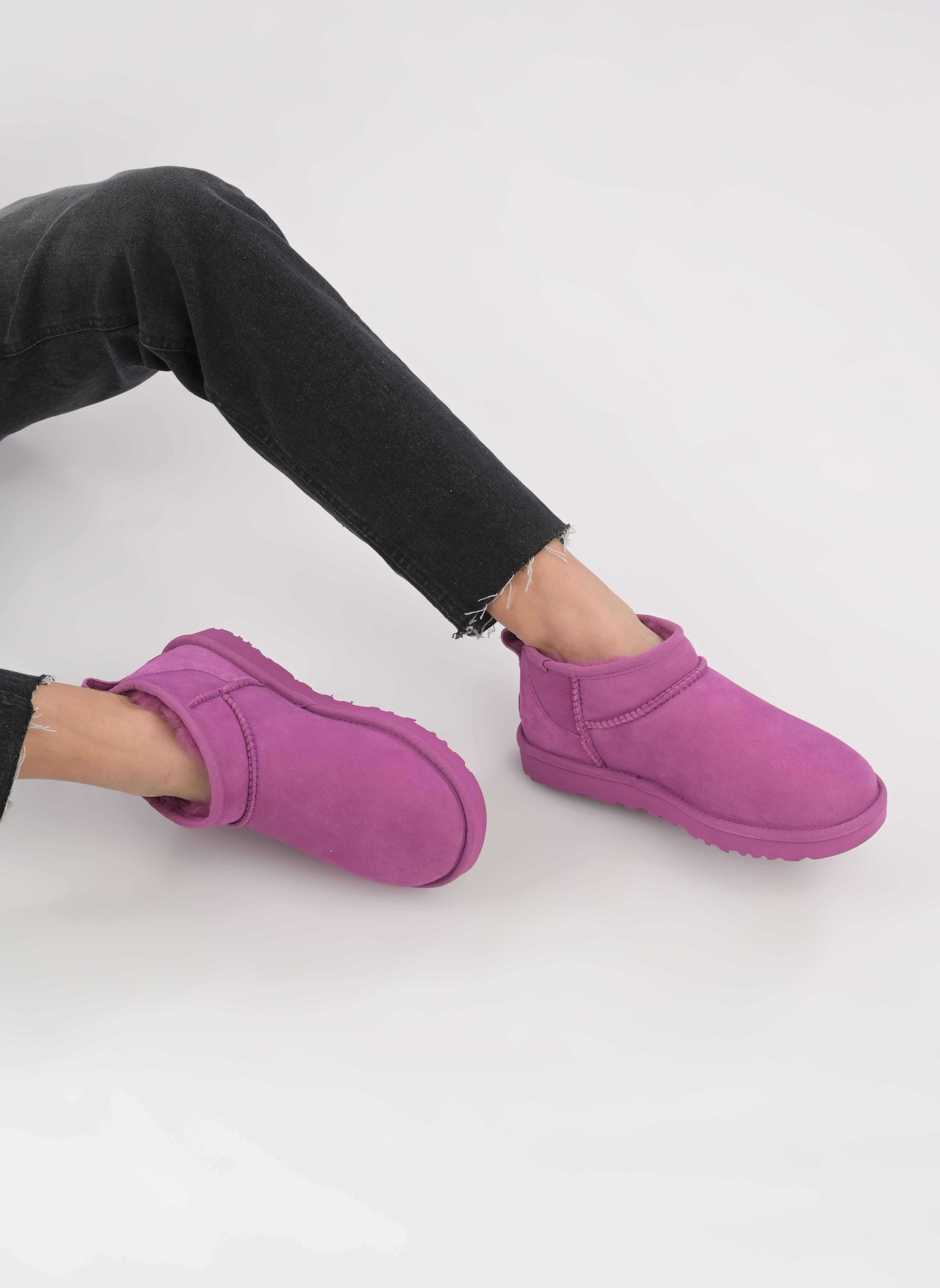 Gevoerde enkellaarsjes W Classic Ultra Mini dames roze UGG Gevoerde enkellaarsjes W Classic Ultra Mini dames roze MANGOSTEEN