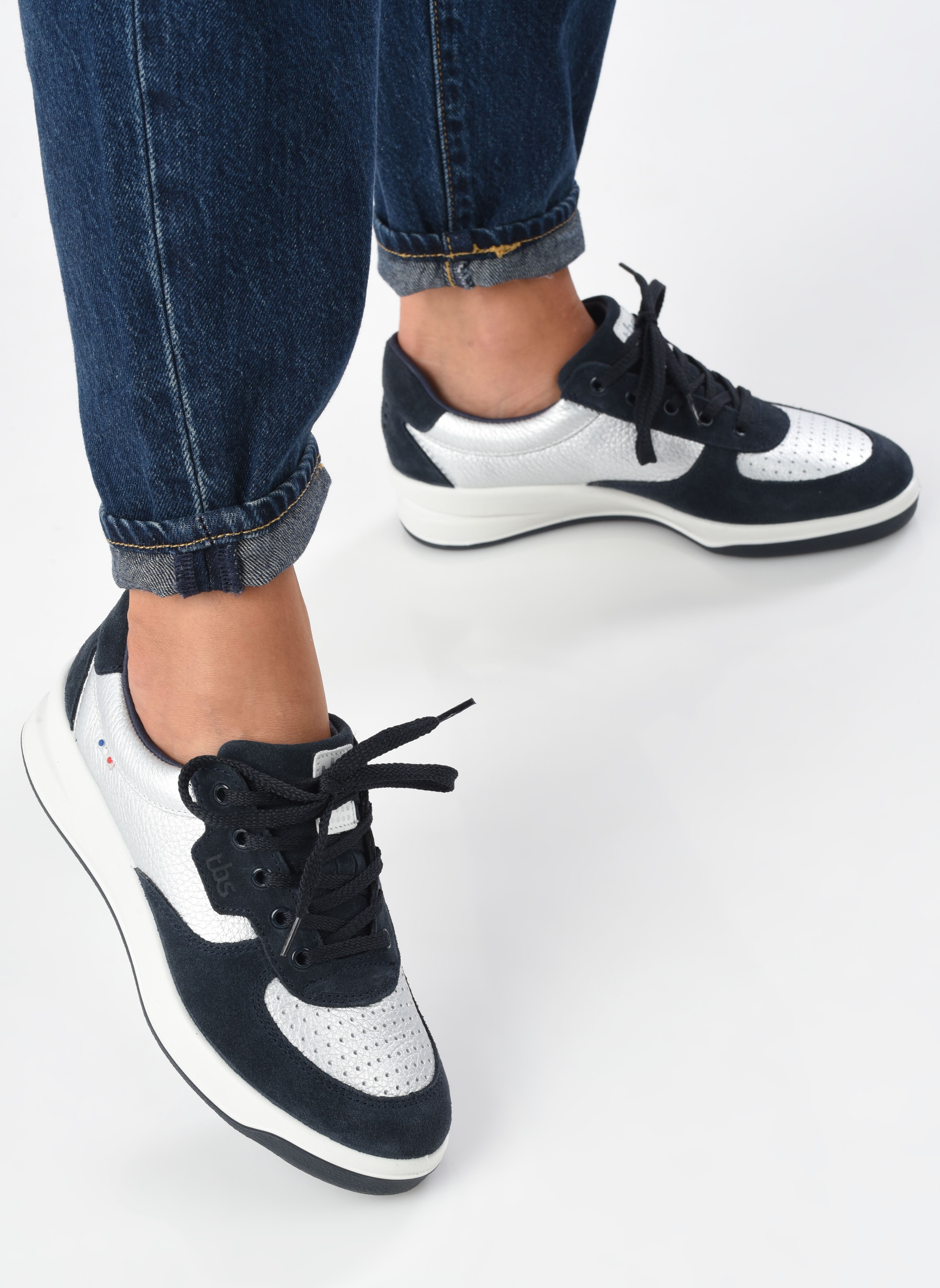 Baskets basses Bettyli femme argent TBS Made in France Baskets basses Bettyli femme argent ARGENT + MARINE