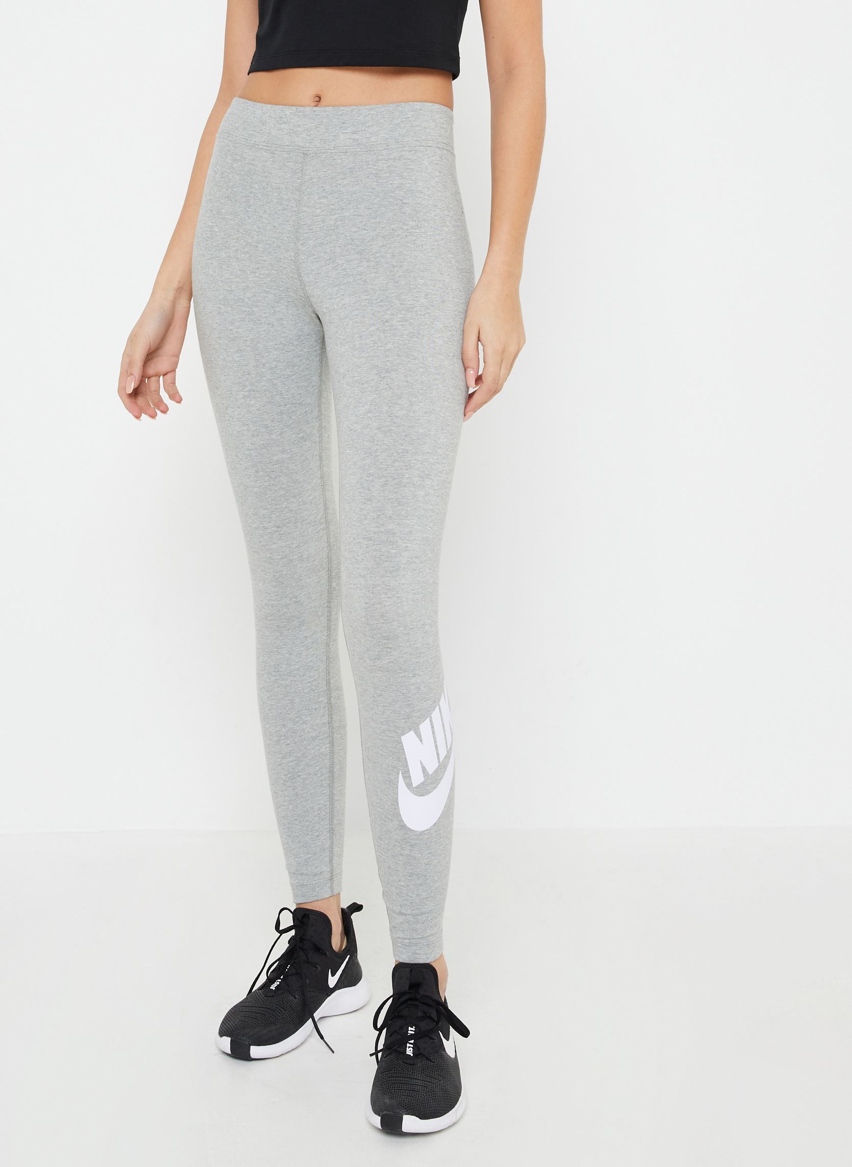 Vêtements Nike Nike Sportswear Essential pour  Accessoires
