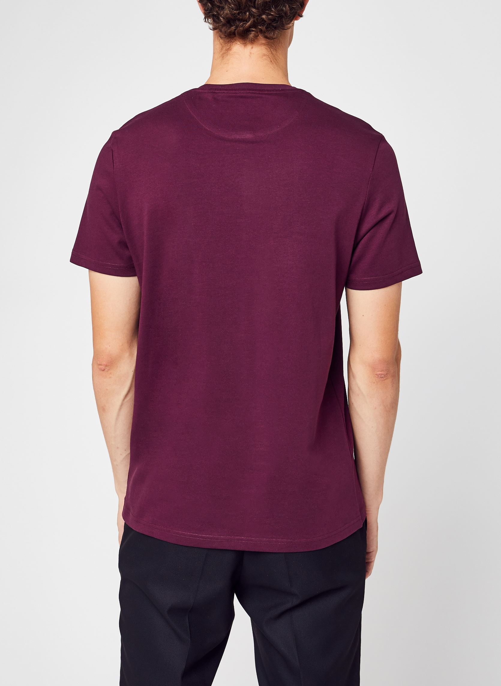 Tee-shirts Plain T-shirt homme bordeaux Lyle & Scott Tee-shirts Plain T-shirt homme bordeaux BURGUNDY