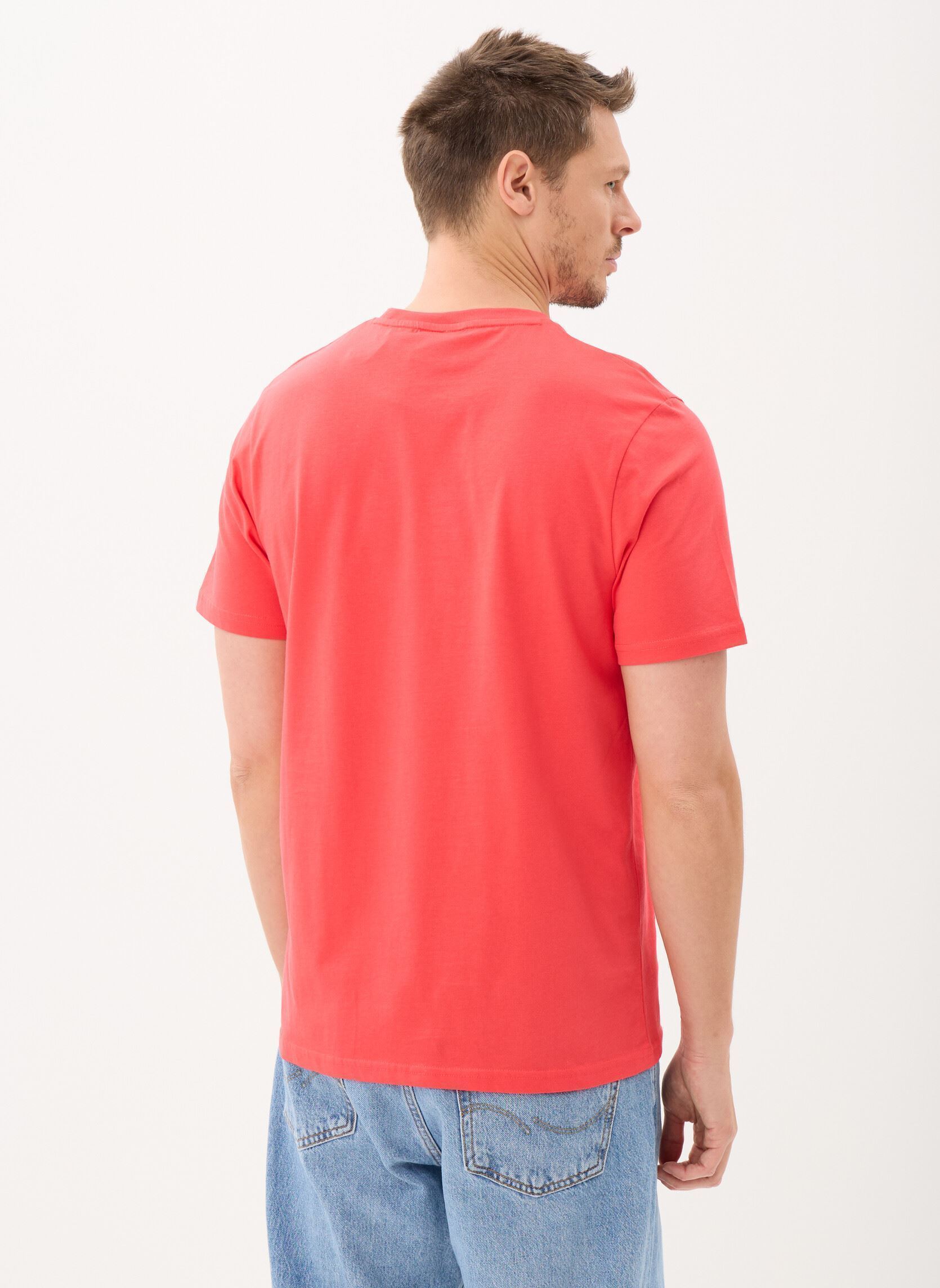 Tee-shirts Plain T-shirt homme rouge Lyle & Scott Tee-shirts Plain T-shirt homme rouge FLARE RED