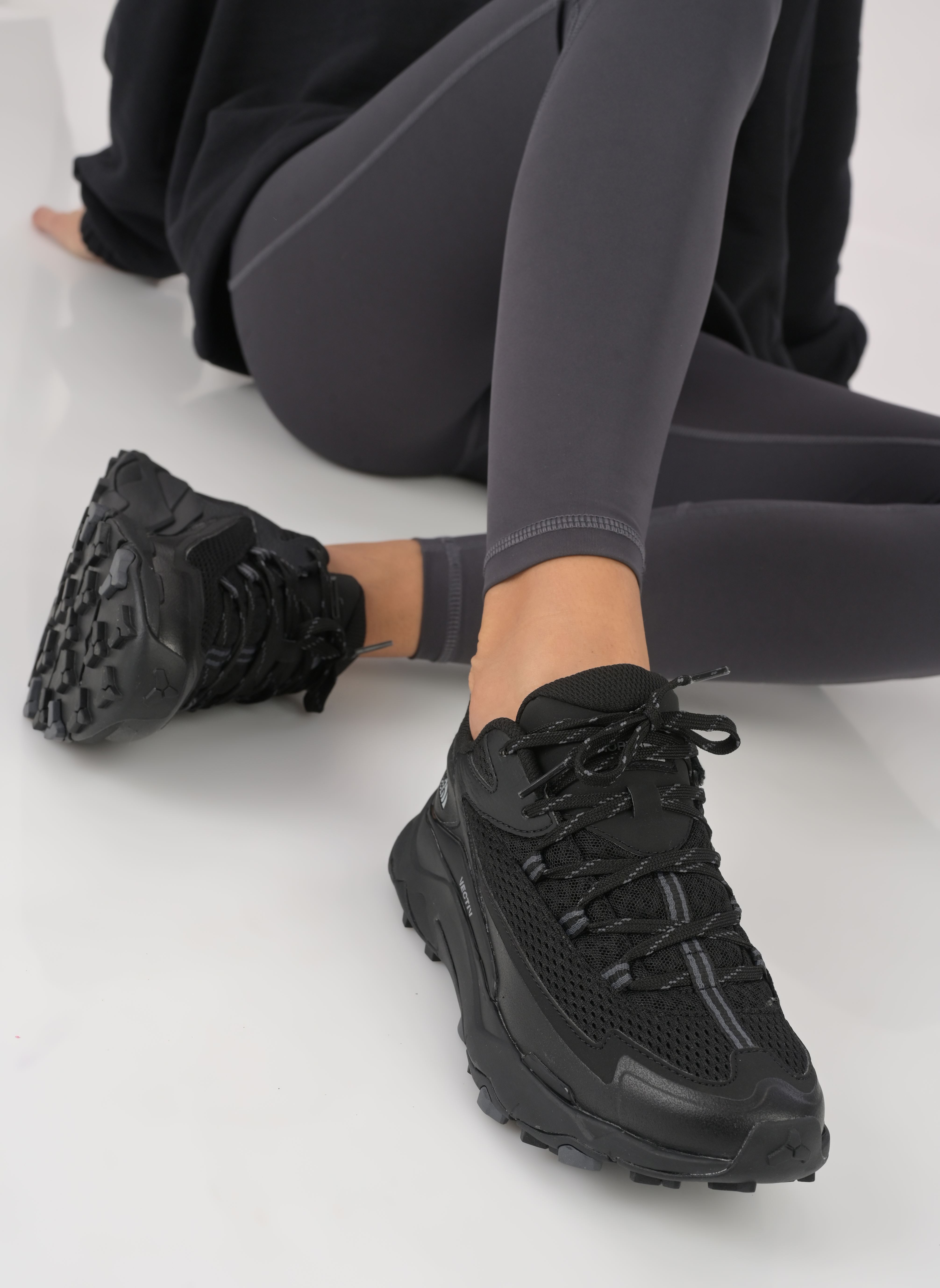 Sportschuhe W Vectiv Taraval damen schwarz The North Face Sportschuhe W Vectiv Taraval damen schwarz BLACK