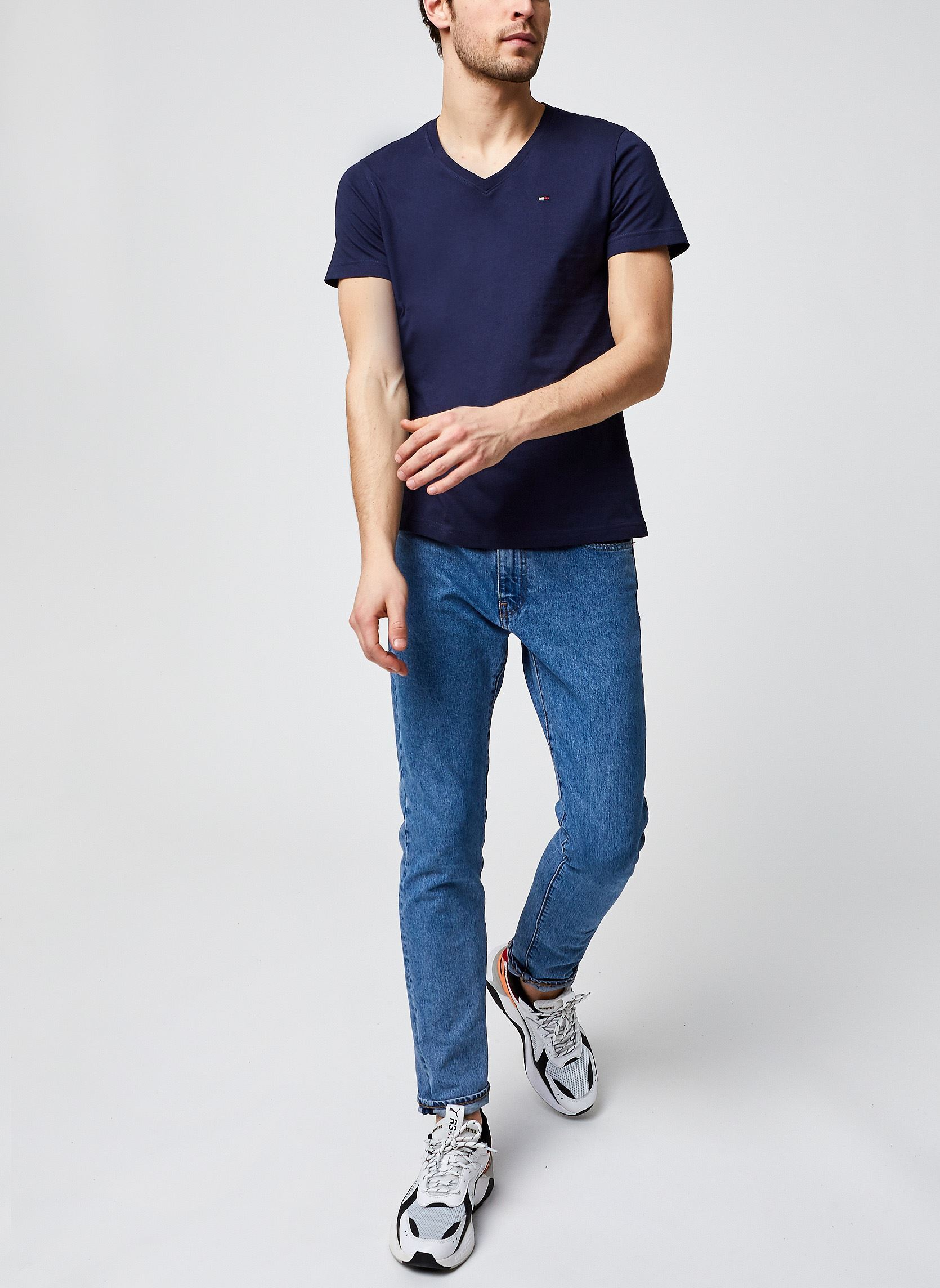 Tee-shirts TJM Original Jersey Tee V Neck homme bleu Tommy Jeans Tee-shirts TJM Original Jersey Tee V Neck homme bleu BLACK IRIS