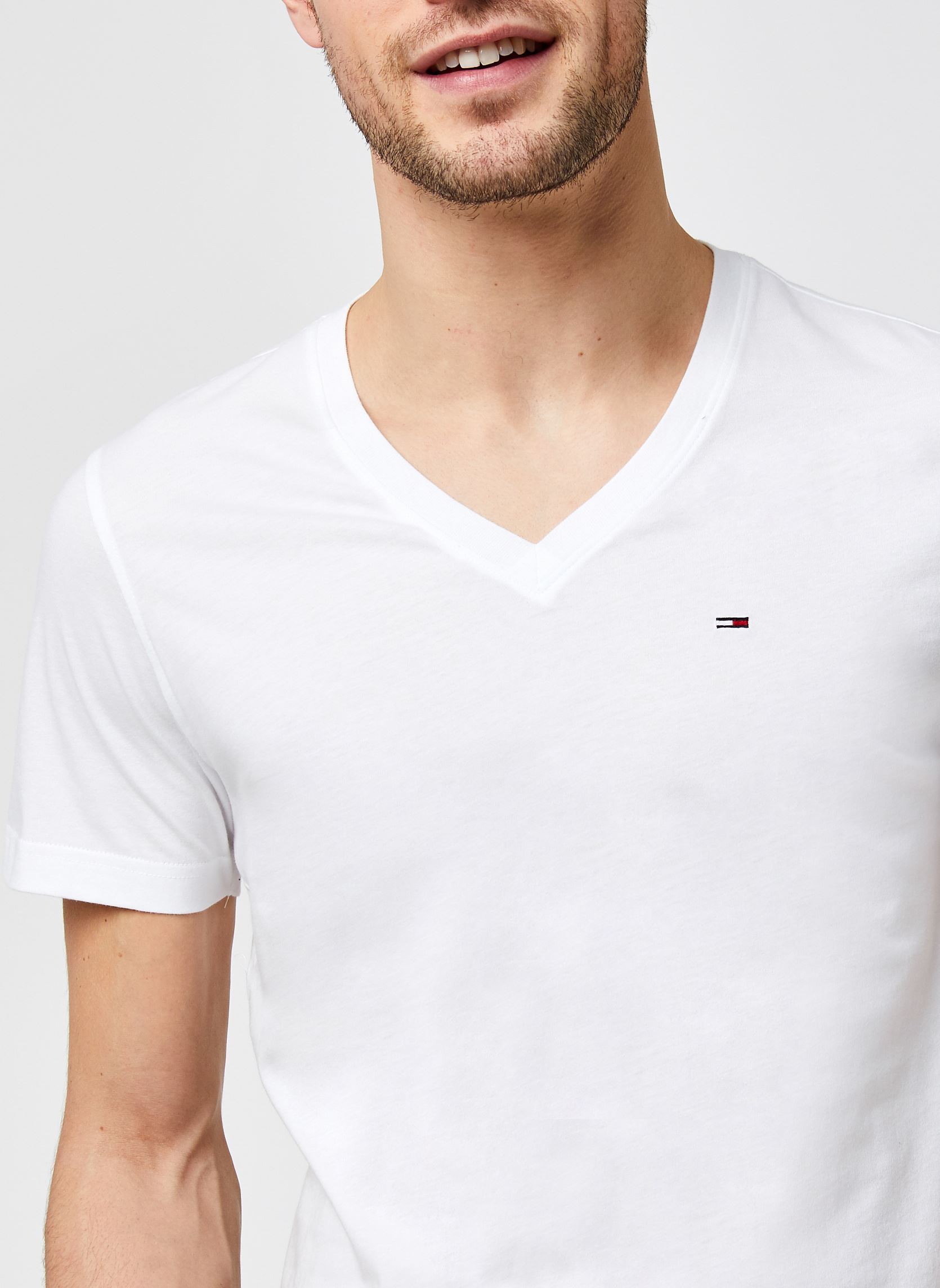 Tee-shirts TJM Original Jersey Tee V Neck homme blanc Tommy Jeans Tee-shirts TJM Original Jersey Tee V Neck homme blanc CLASSIC WHITE