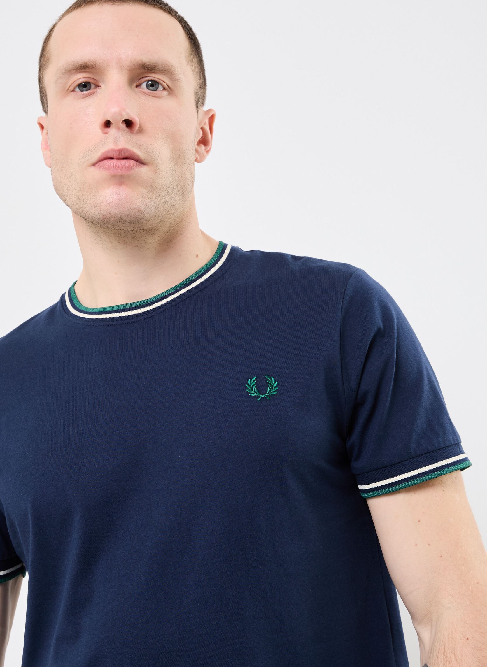 Tee-shirts Twin Tipped T-Shirt homme bleu Fred Perry Tee-shirts Twin Tipped T-Shirt homme bleu DRKCR/LECR/LBLGR