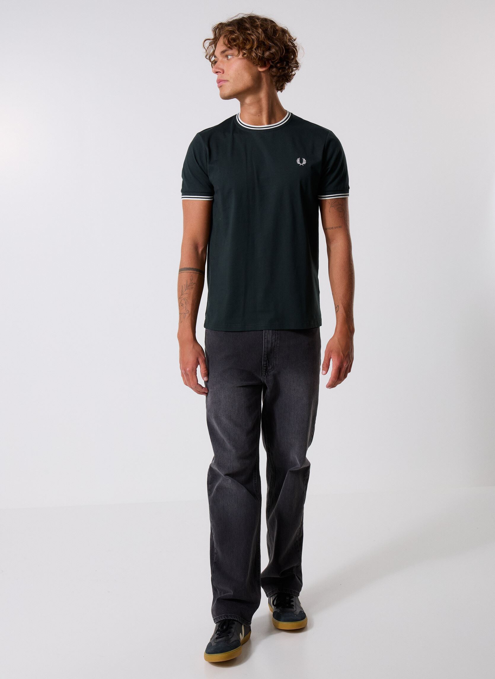 Tee-shirts Twin Tipped T-Shirt homme vert Fred Perry Tee-shirts Twin Tipped T-Shirt homme vert NIGHTGREEN/SNWHT