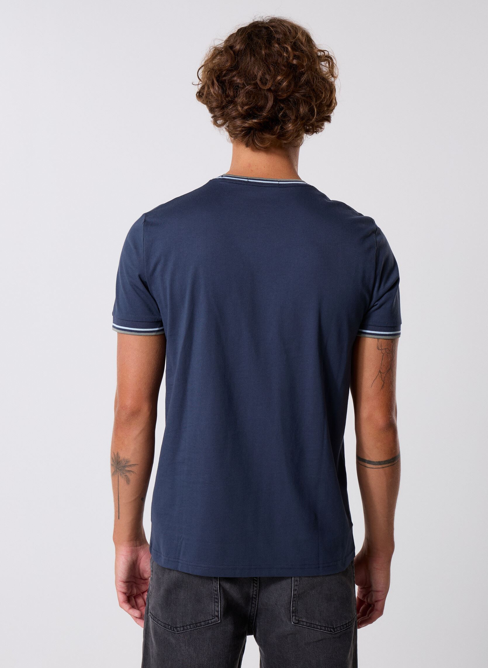 Tee-shirts Twin Tipped T-Shirt homme bleu Fred Perry Tee-shirts Twin Tipped T-Shirt homme bleu DRKAIRF/LIC/BAYL