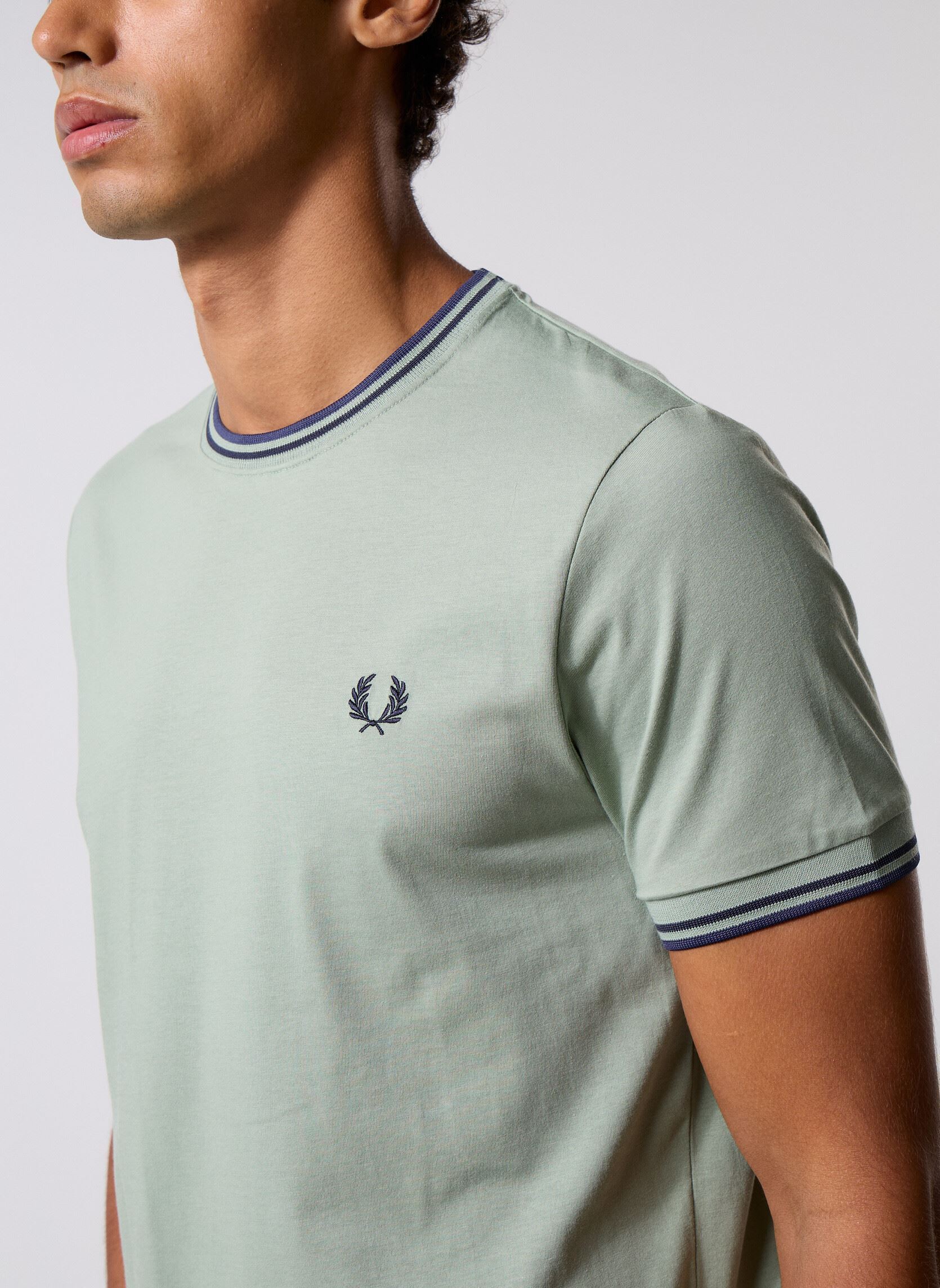 Tee-shirts Twin Tipped T-Shirt homme vert Fred Perry Tee-shirts Twin Tipped T-Shirt homme vert BYLF/DAIR/TNSBLU
