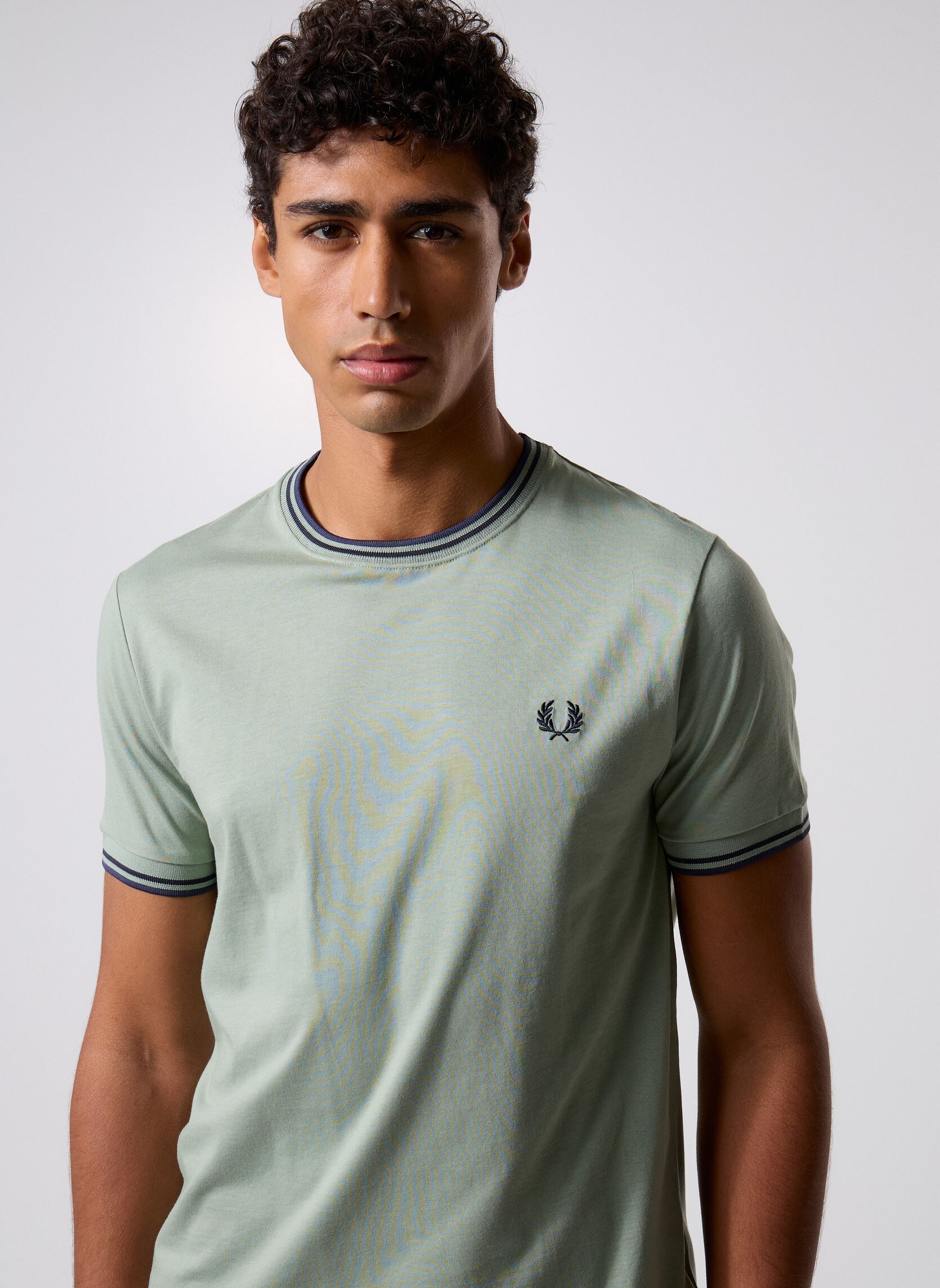 Tee-shirts Twin Tipped T-Shirt homme vert Fred Perry Tee-shirts Twin Tipped T-Shirt homme vert BYLF/DAIR/TNSBLU