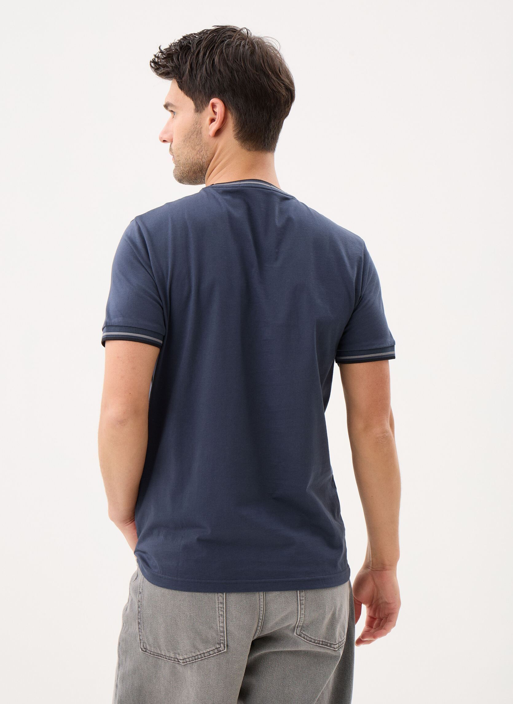 Tee-shirts Twin Tipped T-Shirt homme bleu Fred Perry Tee-shirts Twin Tipped T-Shirt homme bleu DRKAIR/SPBL/BLK