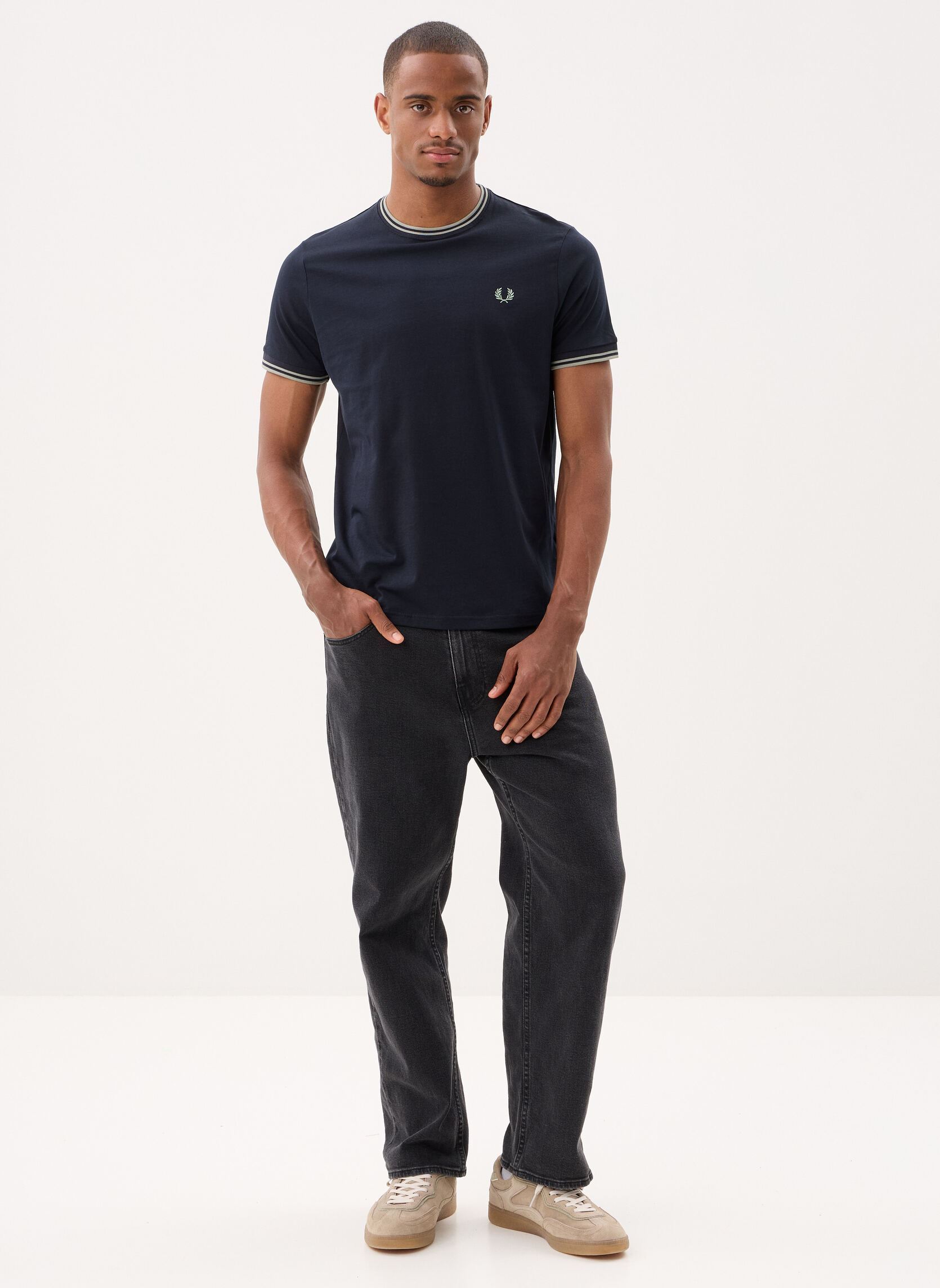Tee-shirts Twin Tipped T-Shirt homme bleu Fred Perry Tee-shirts Twin Tipped T-Shirt homme bleu NAVY/SEAGRASS