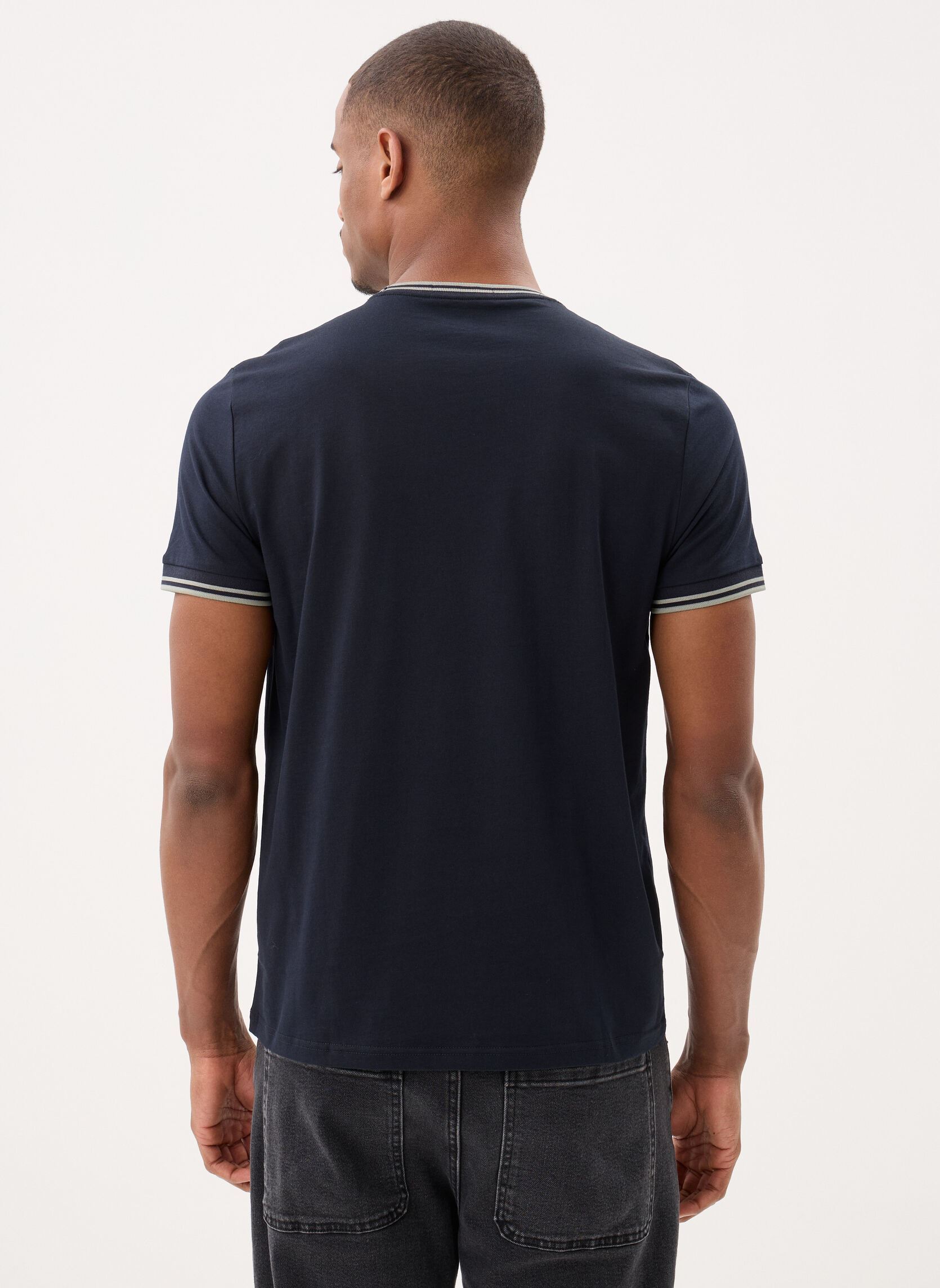 Tee-shirts Twin Tipped T-Shirt homme bleu Fred Perry Tee-shirts Twin Tipped T-Shirt homme bleu NAVY/SEAGRASS