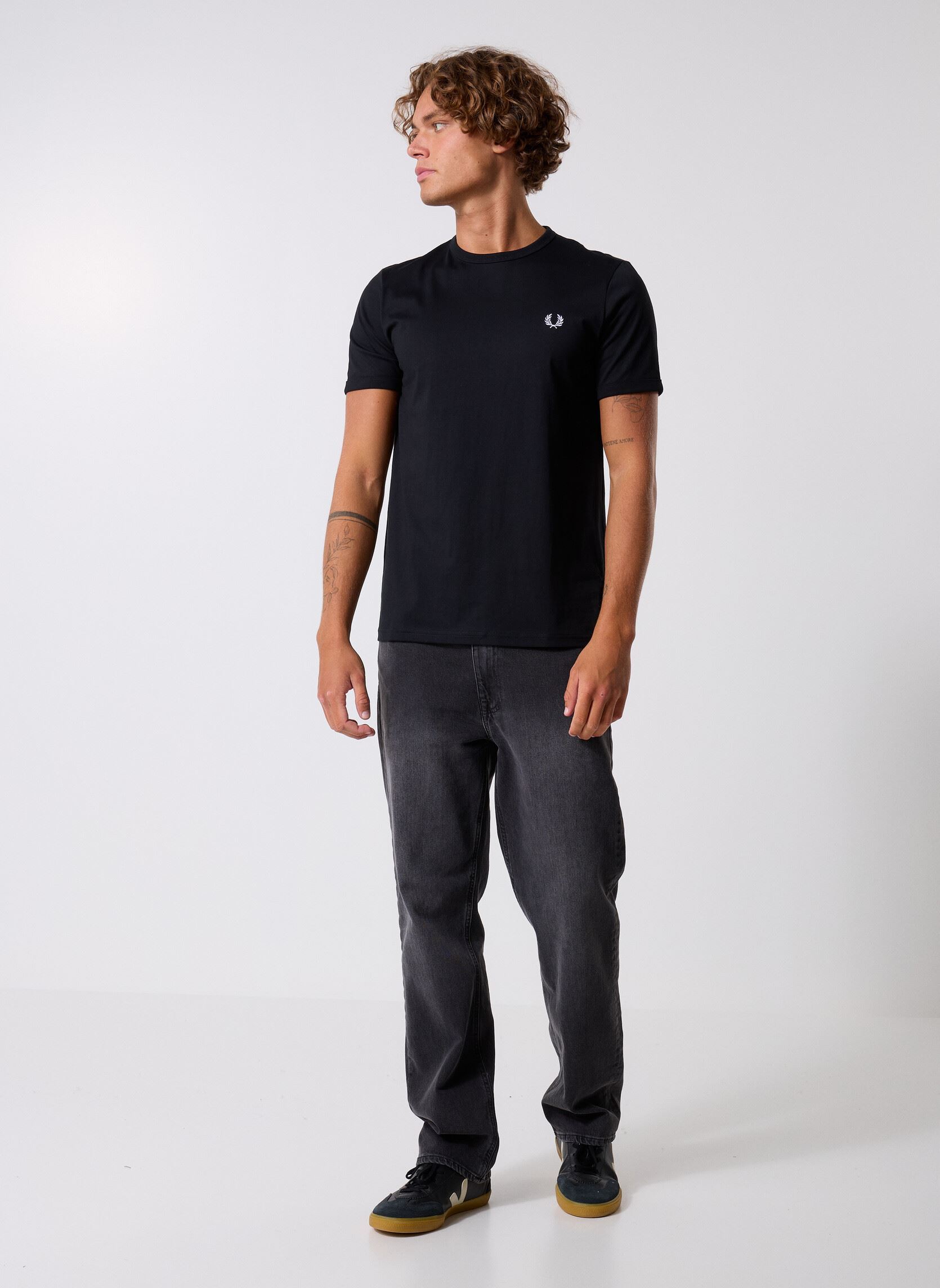 Tee-shirts Ringer T-Shirt homme noir Fred Perry Tee-shirts Ringer T-Shirt homme noir BLACK