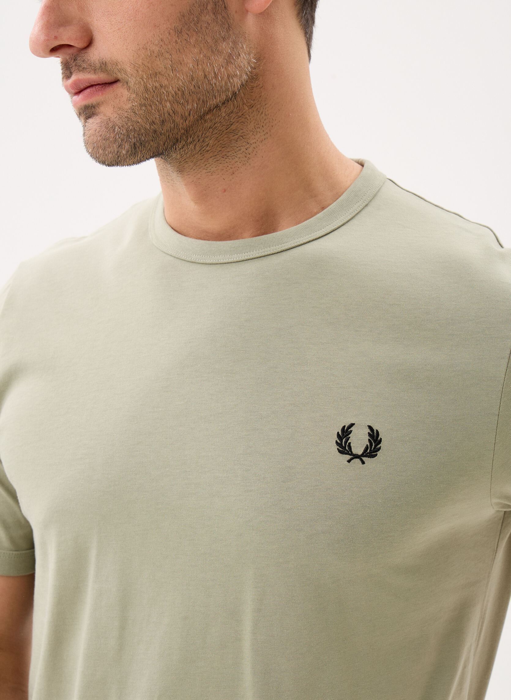 Tee-shirts Ringer T-Shirt homme vert Fred Perry Tee-shirts Ringer T-Shirt homme vert SEAGRASS