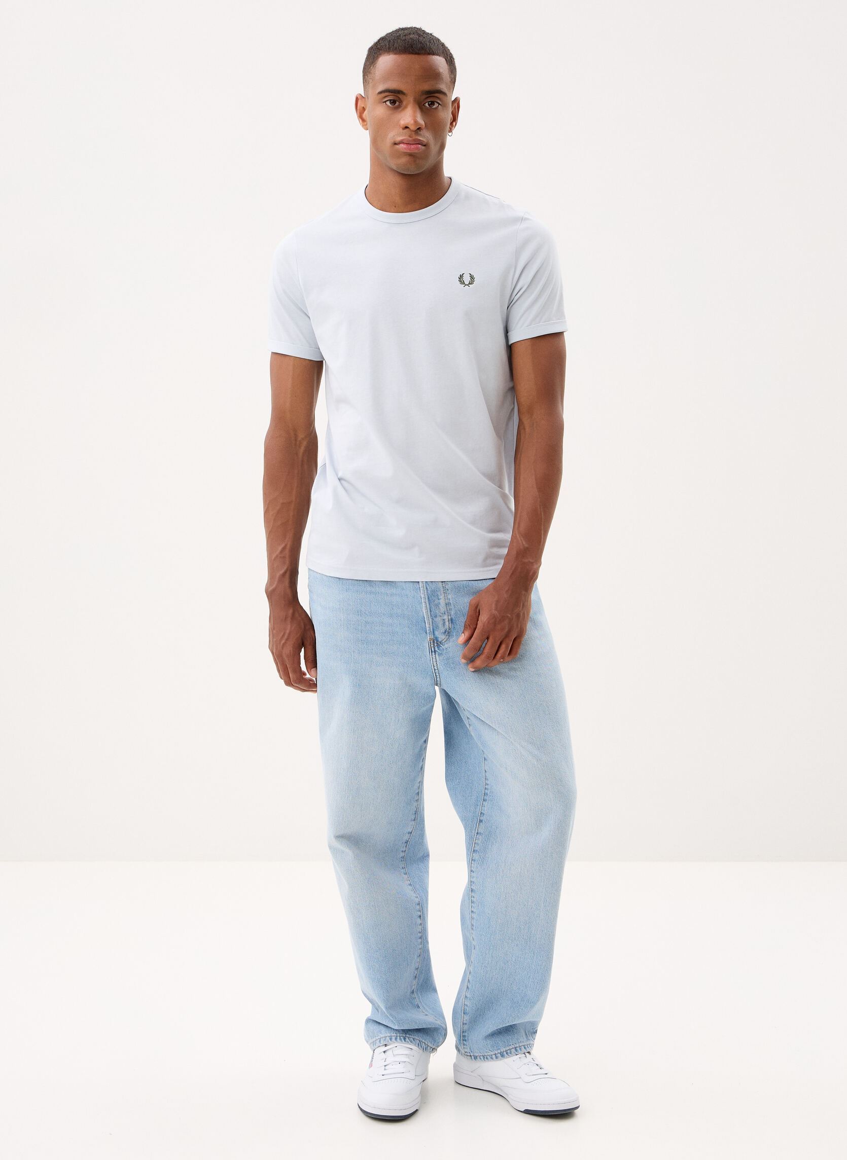 Tee-shirts Ringer T-Shirt homme bleu Fred Perry Tee-shirts Ringer T-Shirt homme bleu DUSKY BLUE