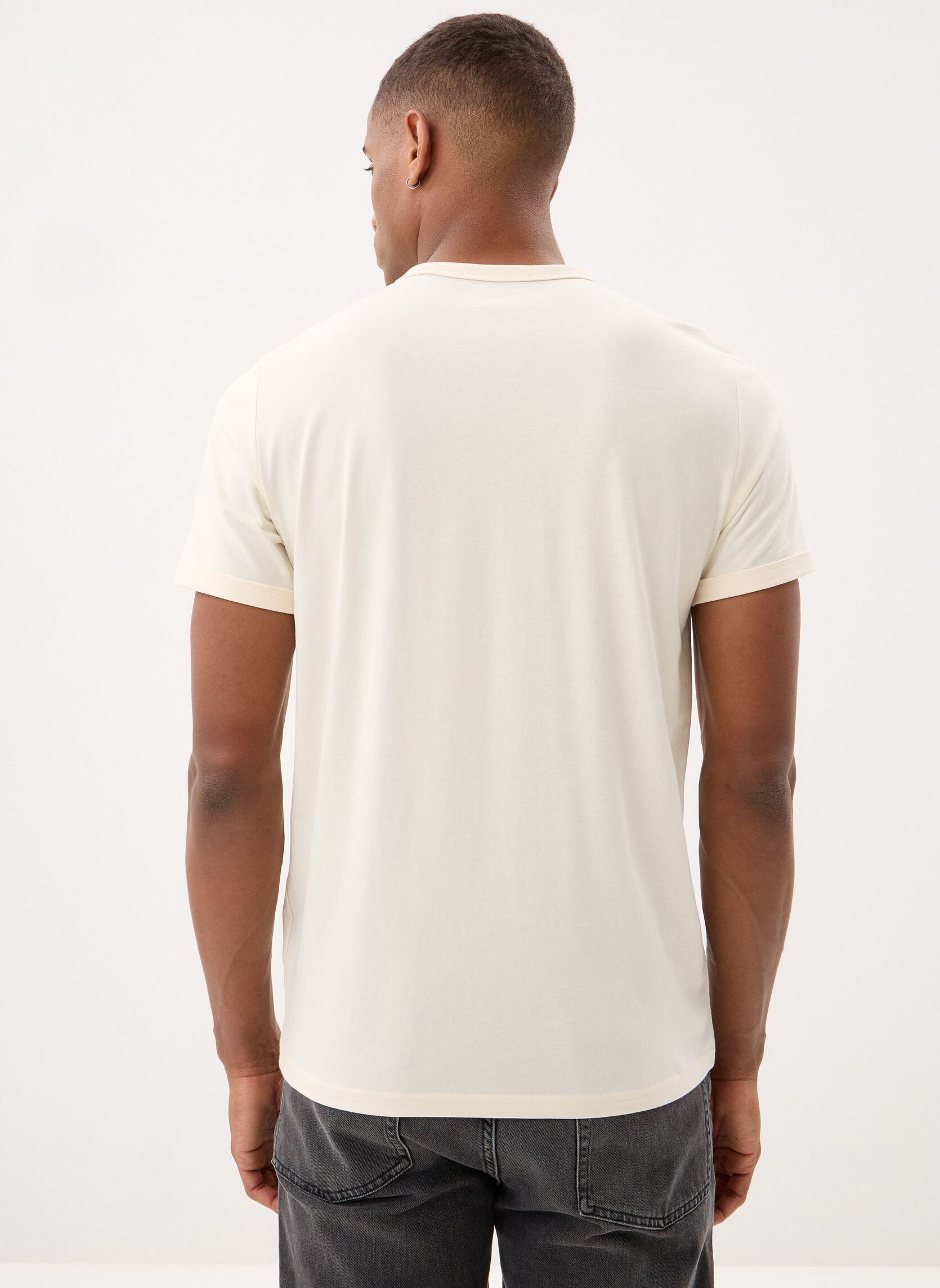 T-shirts Ringer T-Shirt heren wit Fred Perry T-shirts Ringer T-Shirt heren wit ECRU NEW